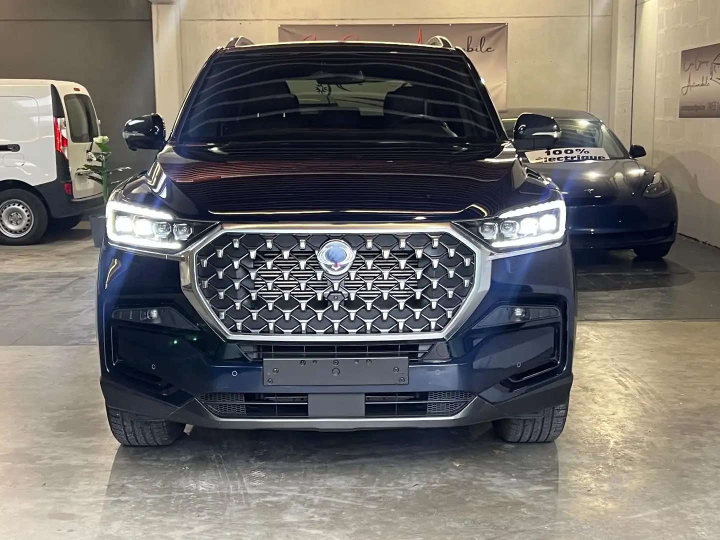 SsangYong Rexton Rexton 2.2 E-XDI 4WD*7 PLACES*AUTO* Blau - 2