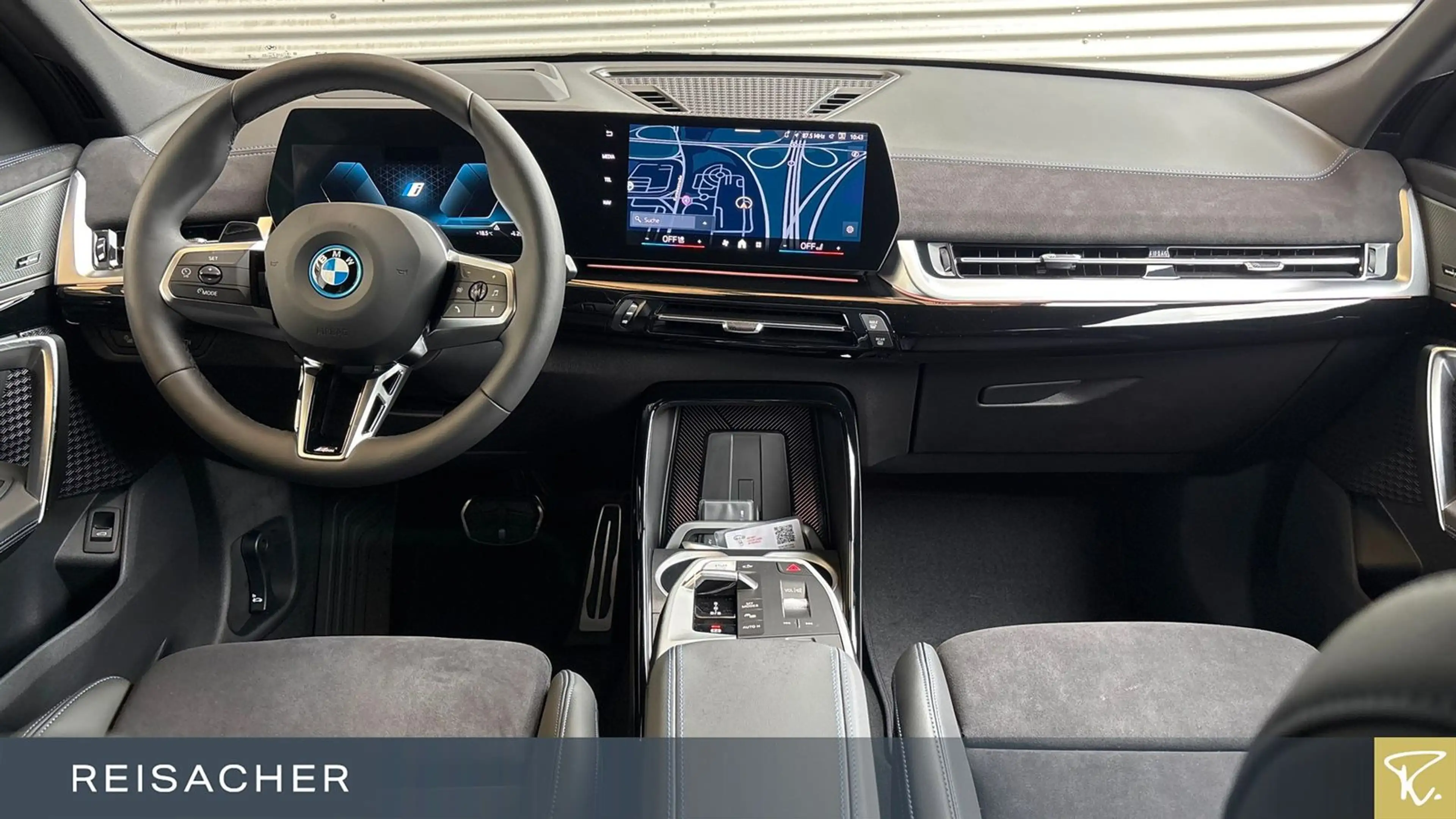 BMW iX2 eDrive20 Sportpaket Laden AC Ladekabel — photo 6