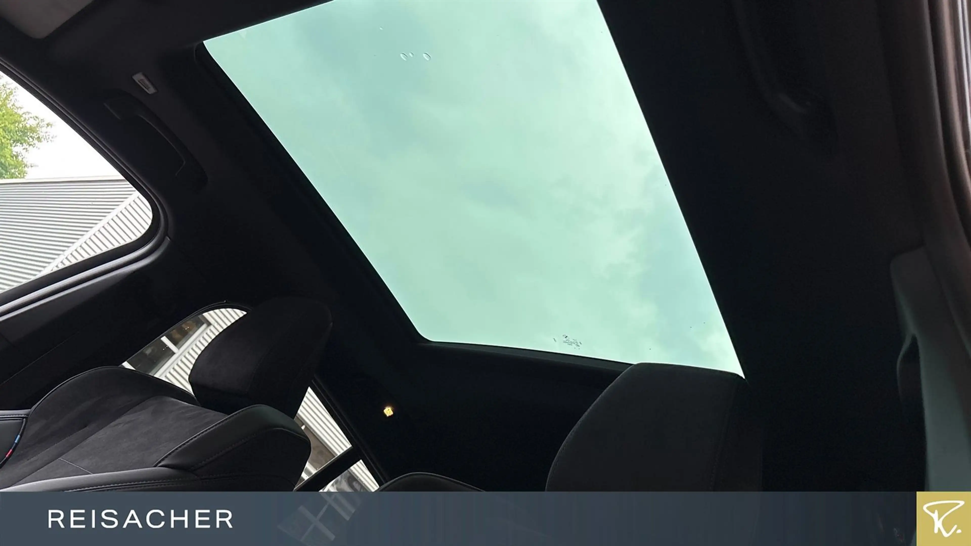 BMW iX2 eDrive20 Sportpaket Laden AC Ladekabel — photo 12