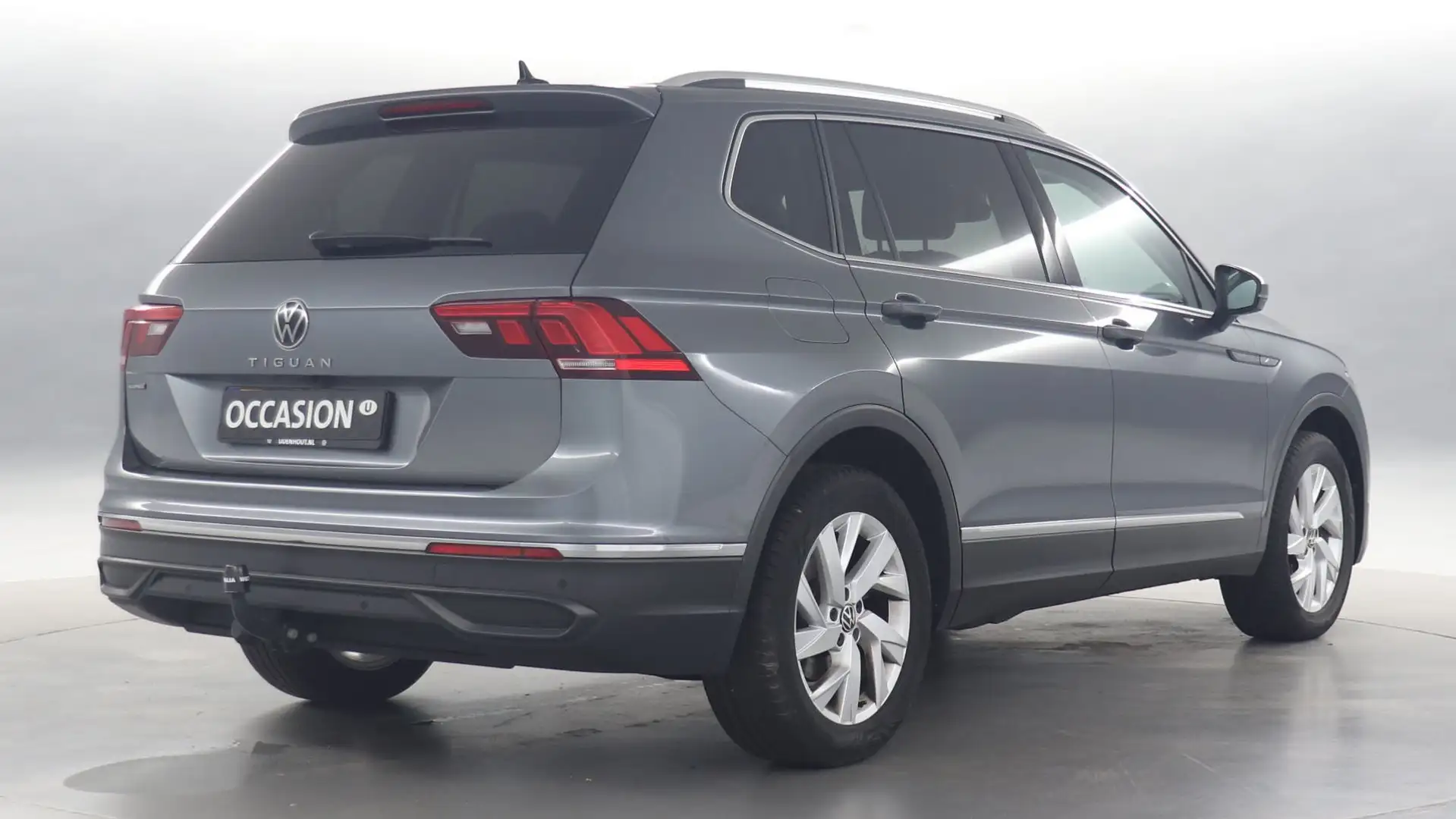 Volkswagen Tiguan Allspace 1.5 TSI 150pk Life Business 7p. DSG / Navigatie / Grijs - 2