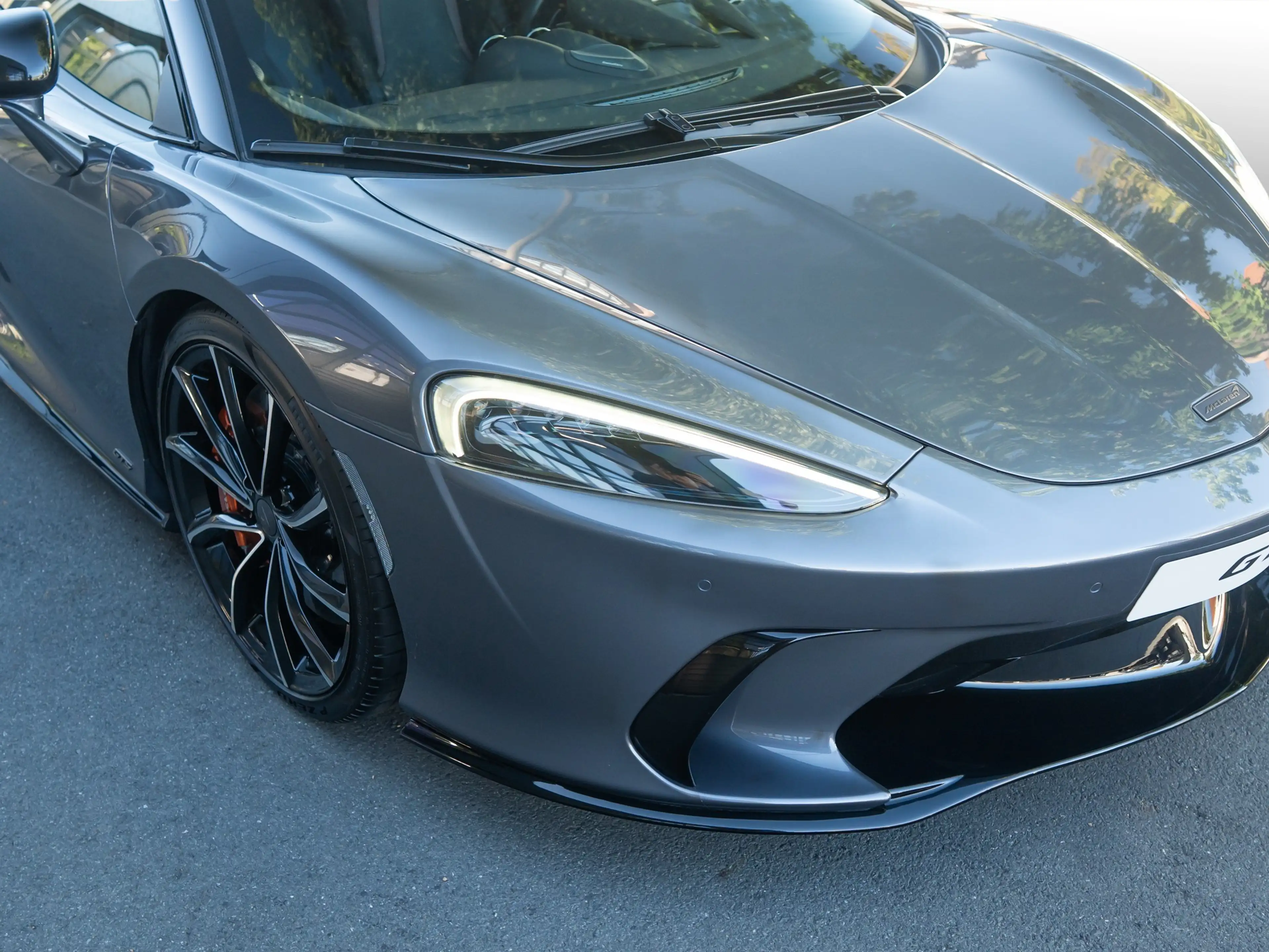 McLaren GTS Perform. | B&W | Carbon | Electrochr. Roof — photo 6