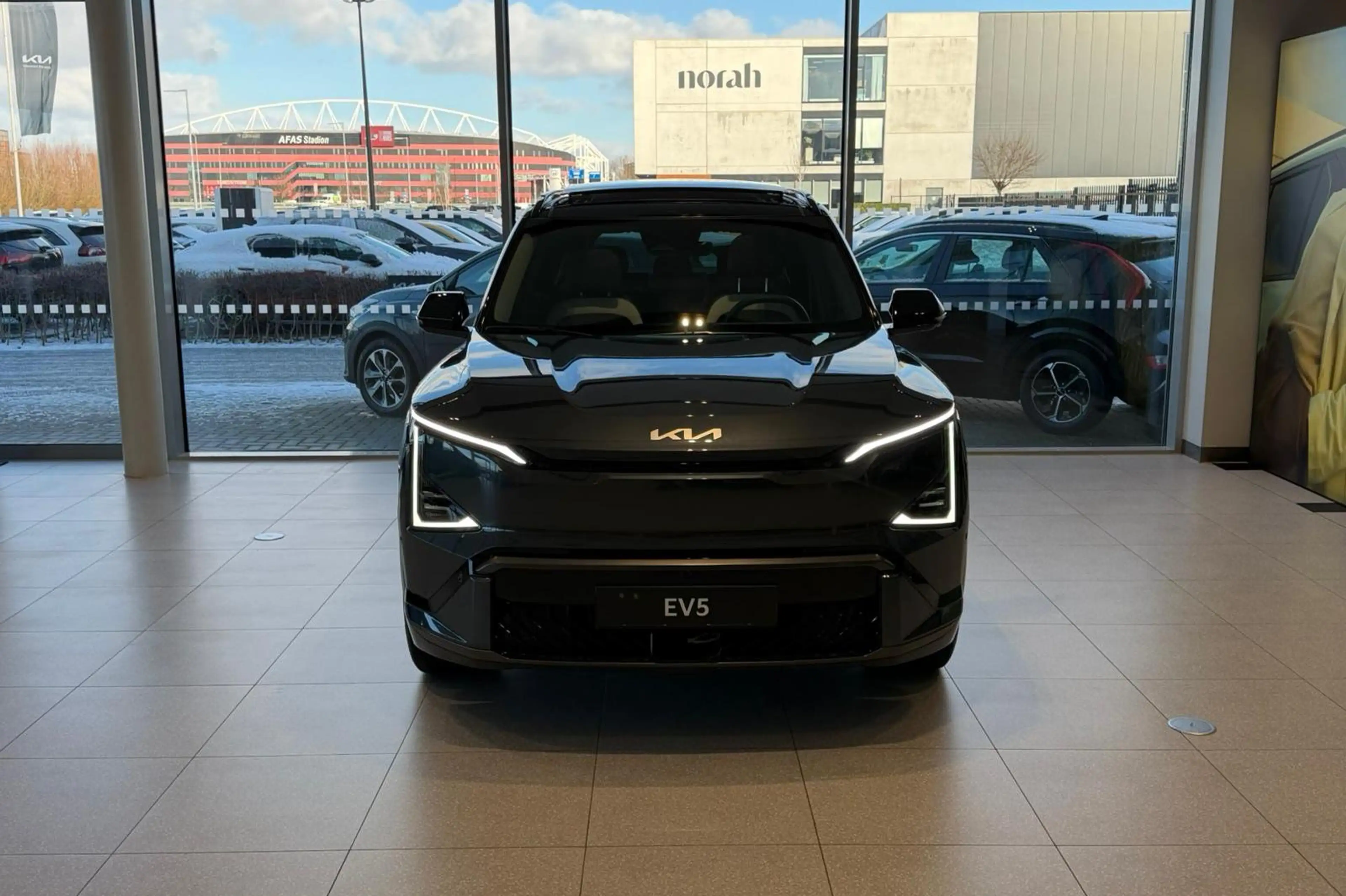 Kia EV5 GT-PlusLine 81.4 kWh | Alleen beschikbaar voor pro — photo 3