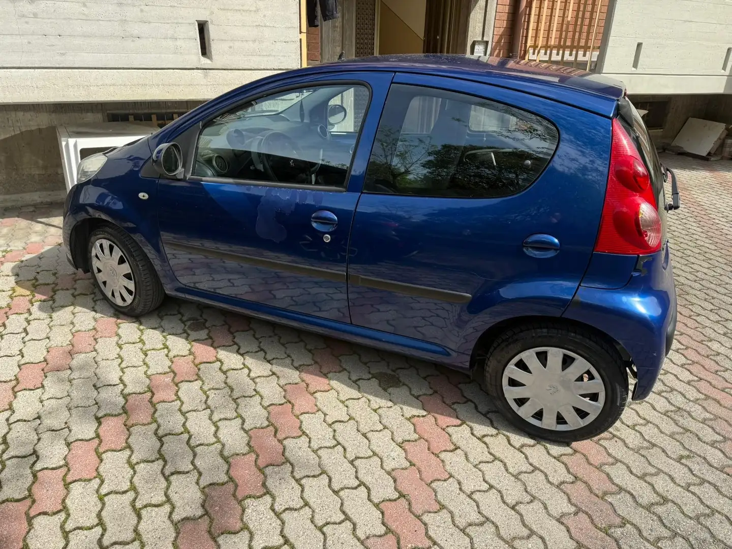 Peugeot P107 full - 2