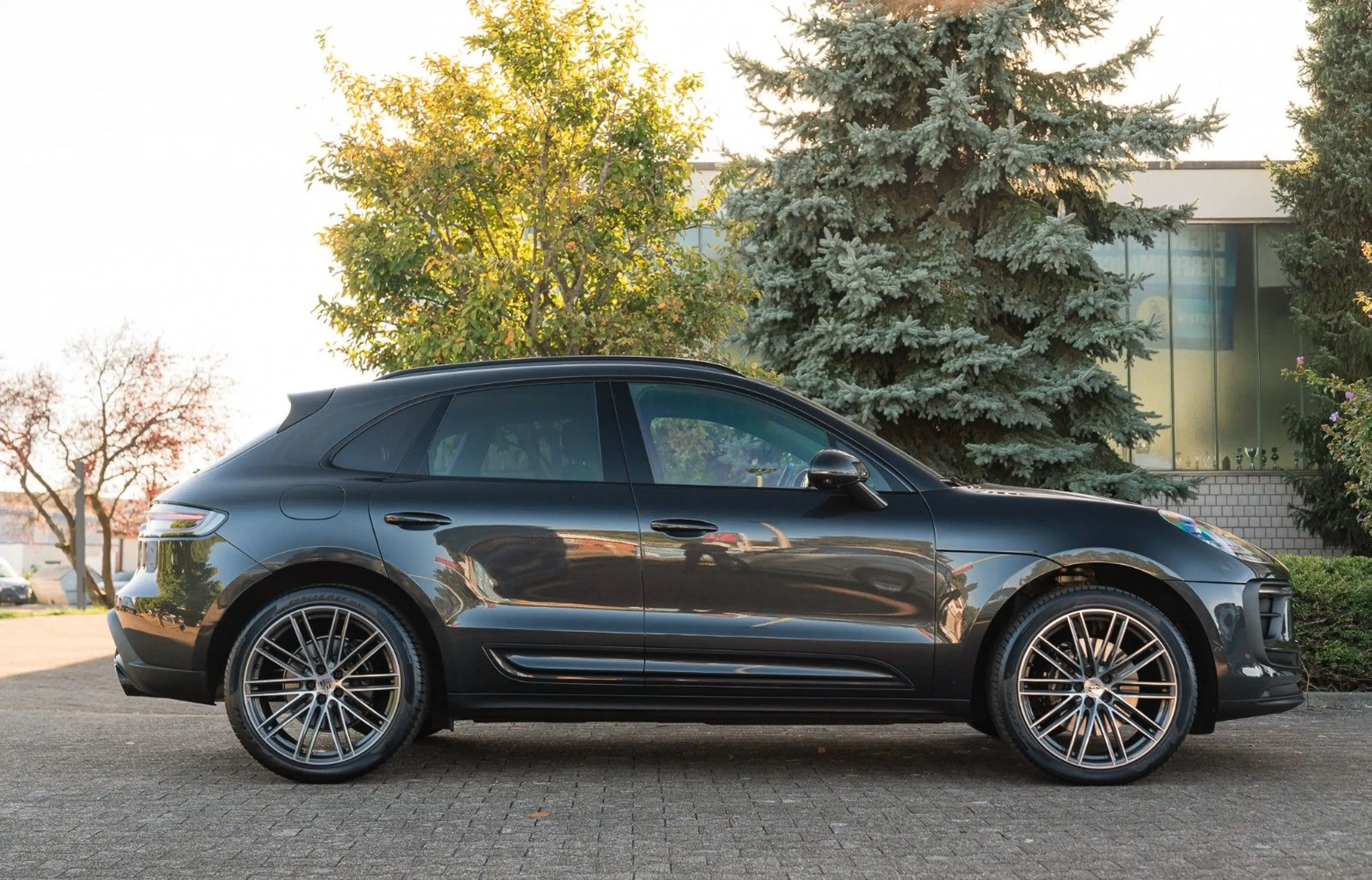 Porsche Macan S — photo 2
