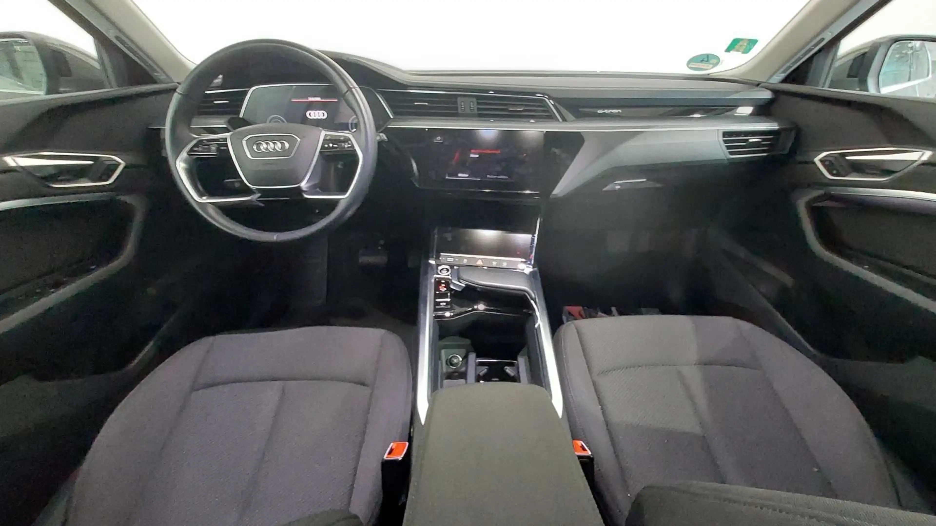 Audi Q8 e-tron 55 quattro adv. 2xASSISTENZ LUFT MEGA-PREIS -53% — photo 3