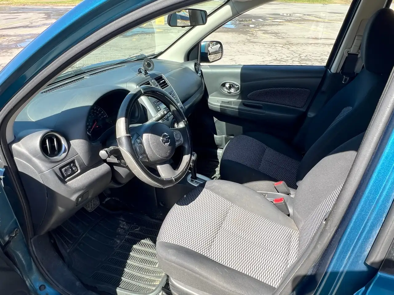 Nissan Micra снимка Nissan Micra