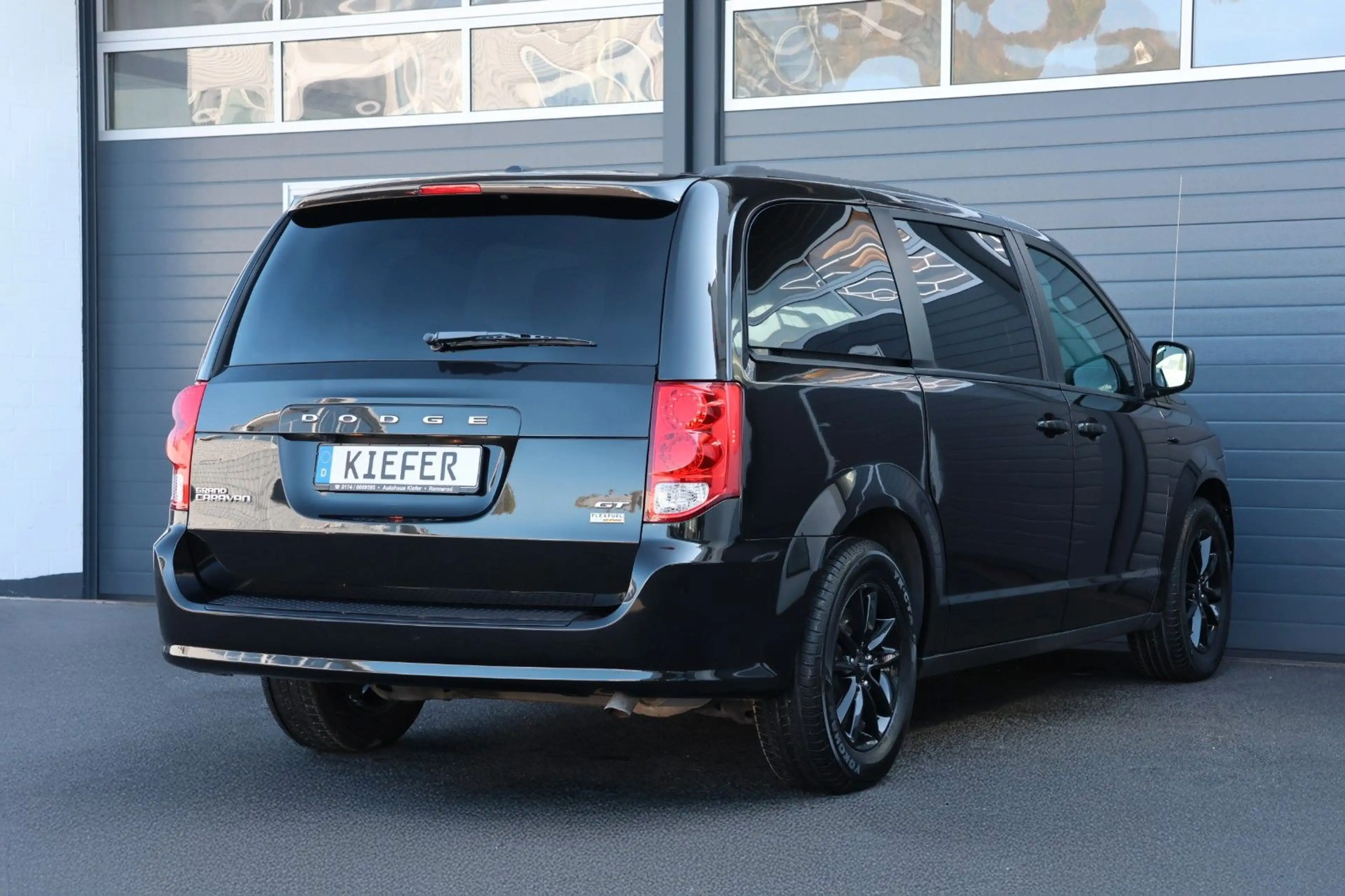 Dodge Grand Caravan 3.6 GT/7-Sitzer/SHZ/LHZ/KAMERA/R17 — photo 7