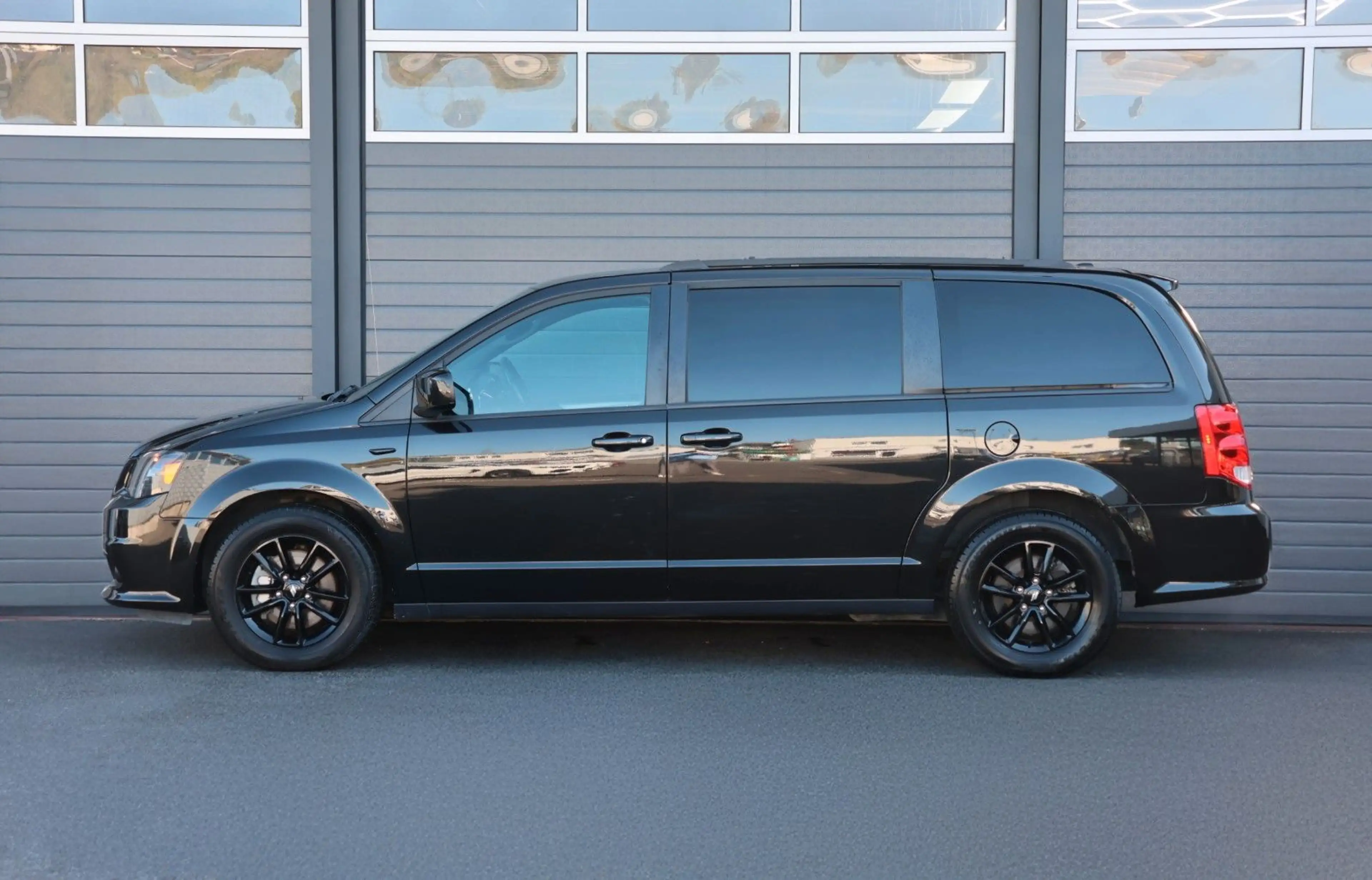 Dodge Grand Caravan 3.6 GT/7-Sitzer/SHZ/LHZ/KAMERA/R17 — photo 4