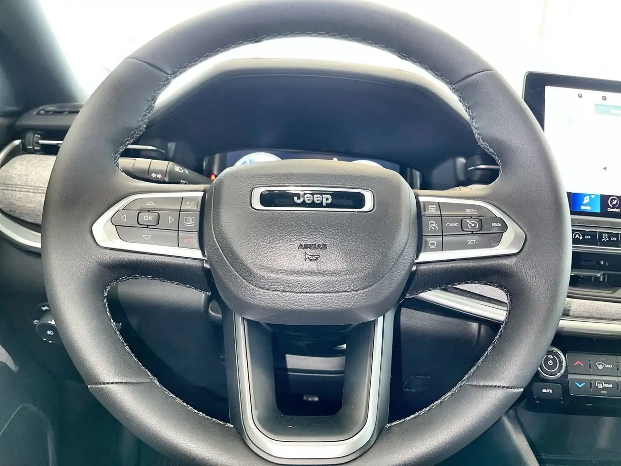 Jeep Compass снимка Jeep Compass