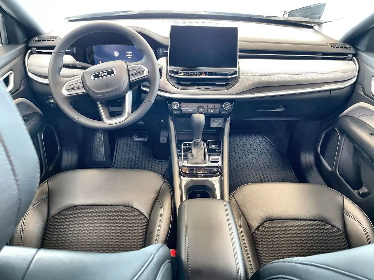 Jeep Compass снимка Jeep Compass