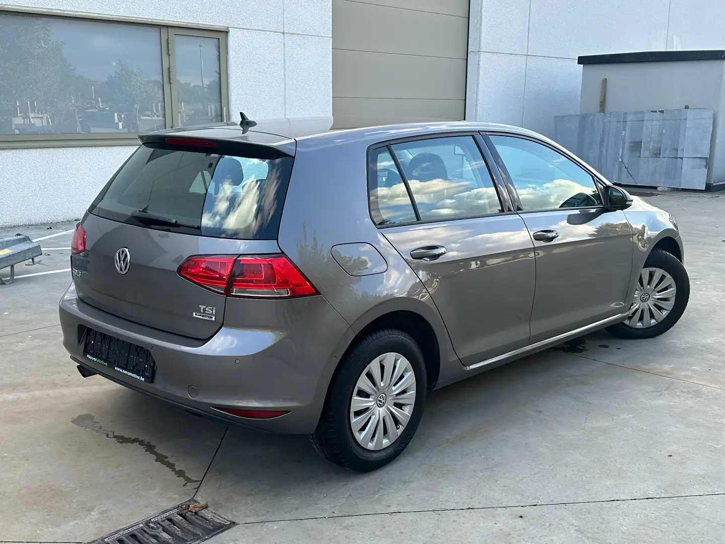 Volkswagen Golf Golf 1.2 TSI Highline DSG 7-Traps – ACC – Auto Park – PDC 360° – 1ste Eigenaar – 12 Maanden Garantie Beige - 2
