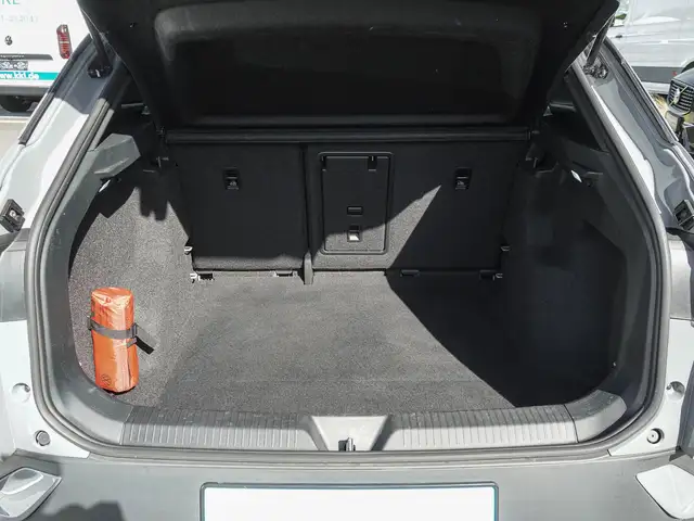 Volkswagen Id.4 view 16