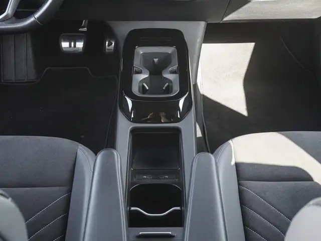 Volkswagen Id.4 view 13