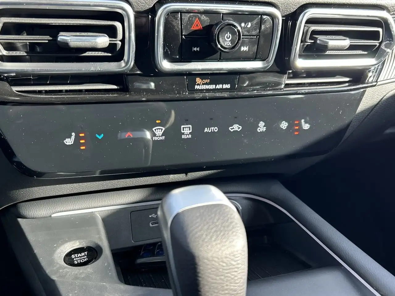 Nissan Sentra снимка Nissan Sentra