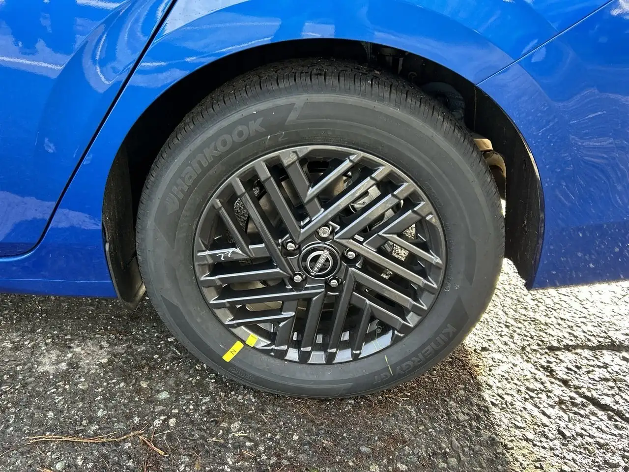Nissan Sentra снимка Nissan Sentra