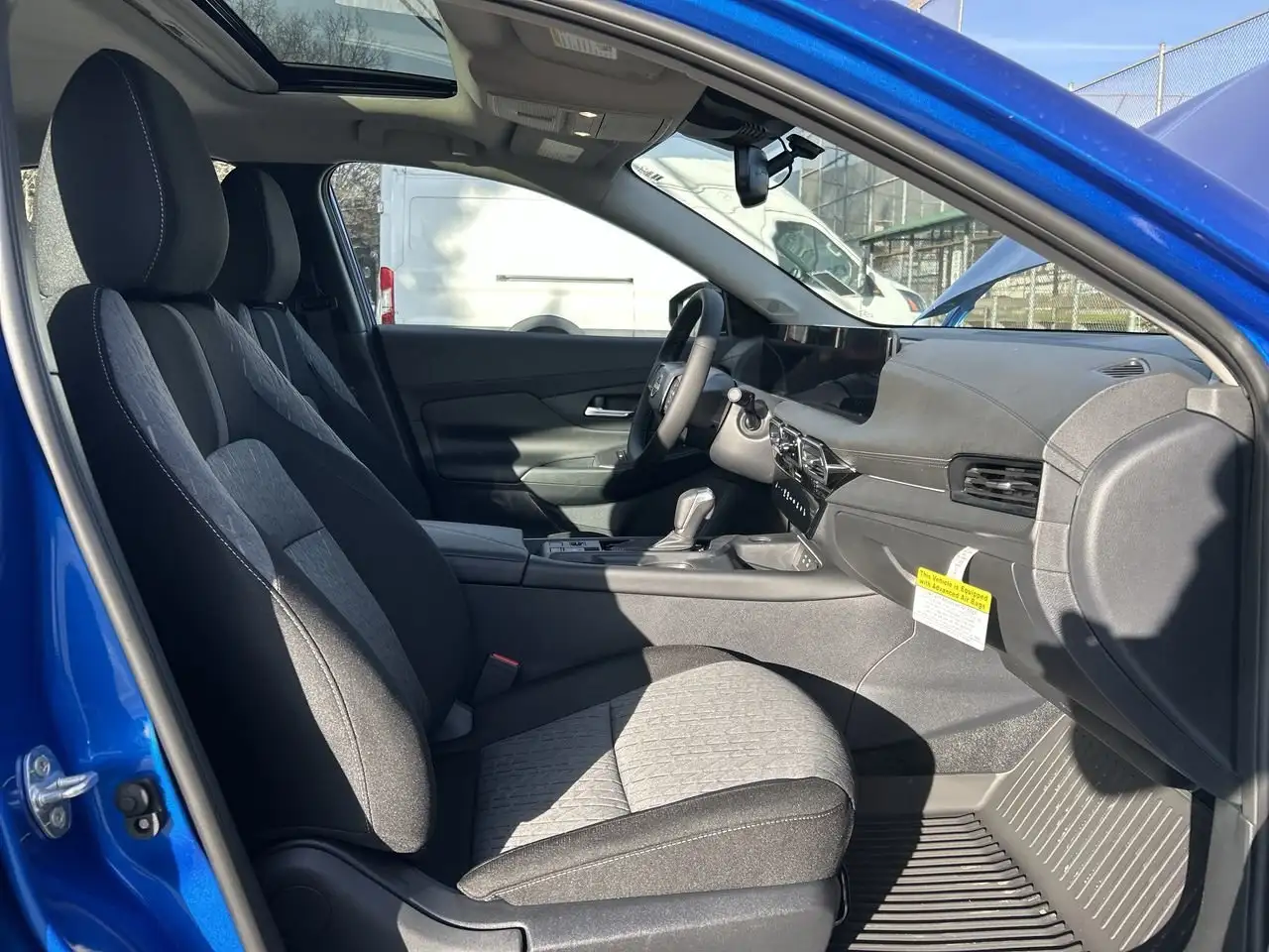 Nissan Sentra снимка Nissan Sentra