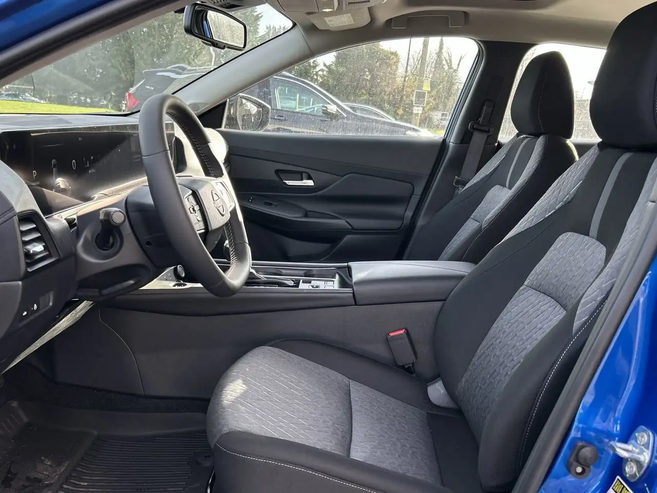Nissan Sentra снимка Nissan Sentra