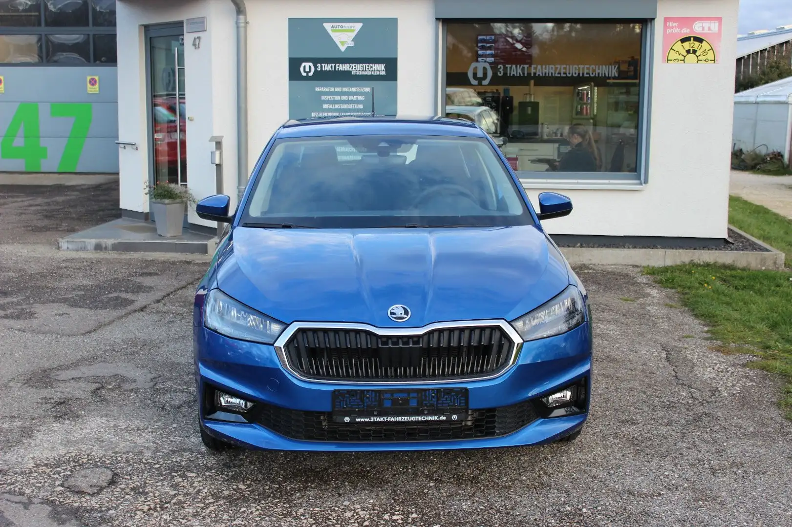 Skoda Fabia Selection+AHK+LED+5J.Garantie Bleu - 2