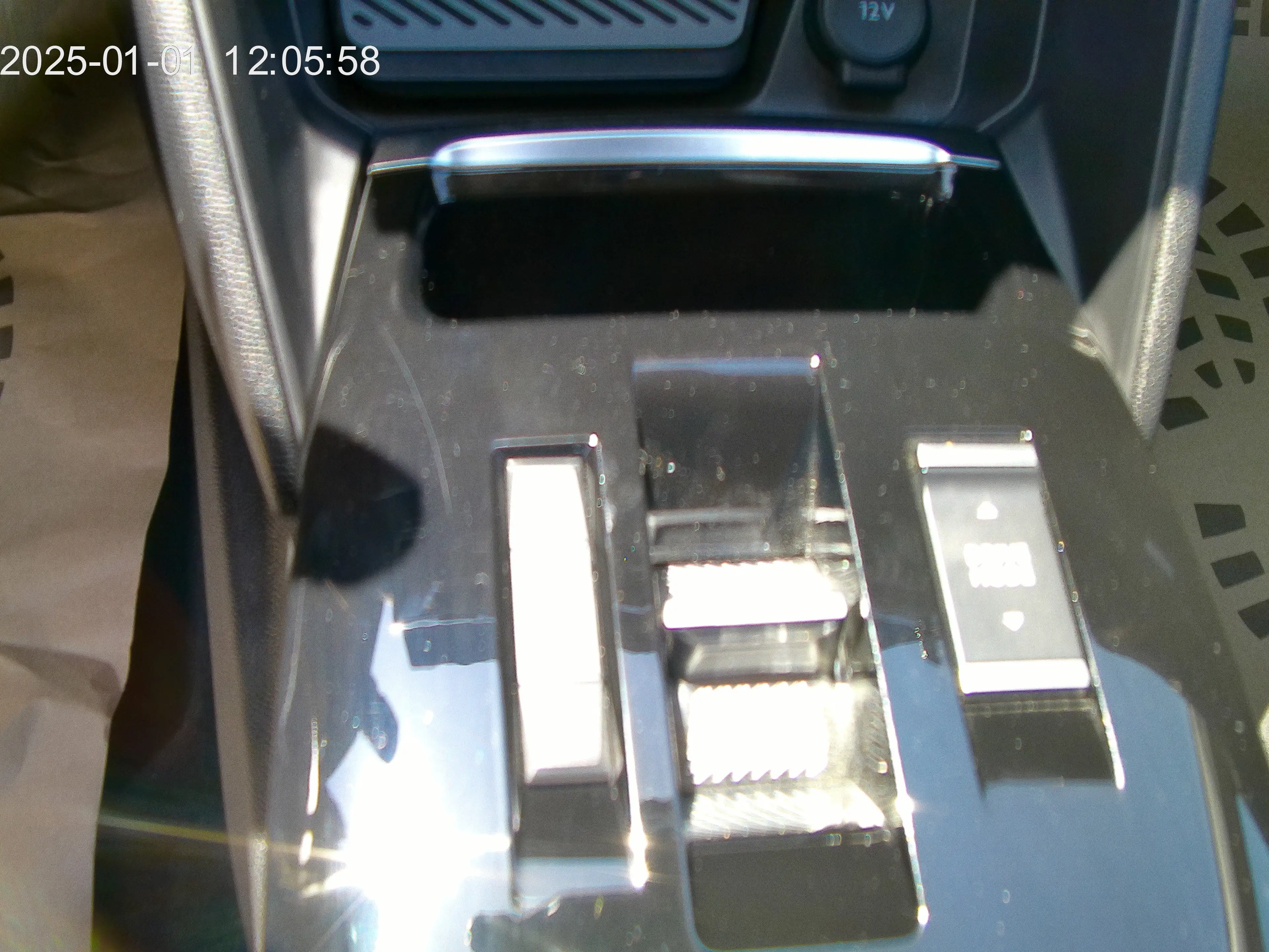 Citroen C4 X Feel Pack — photo 13