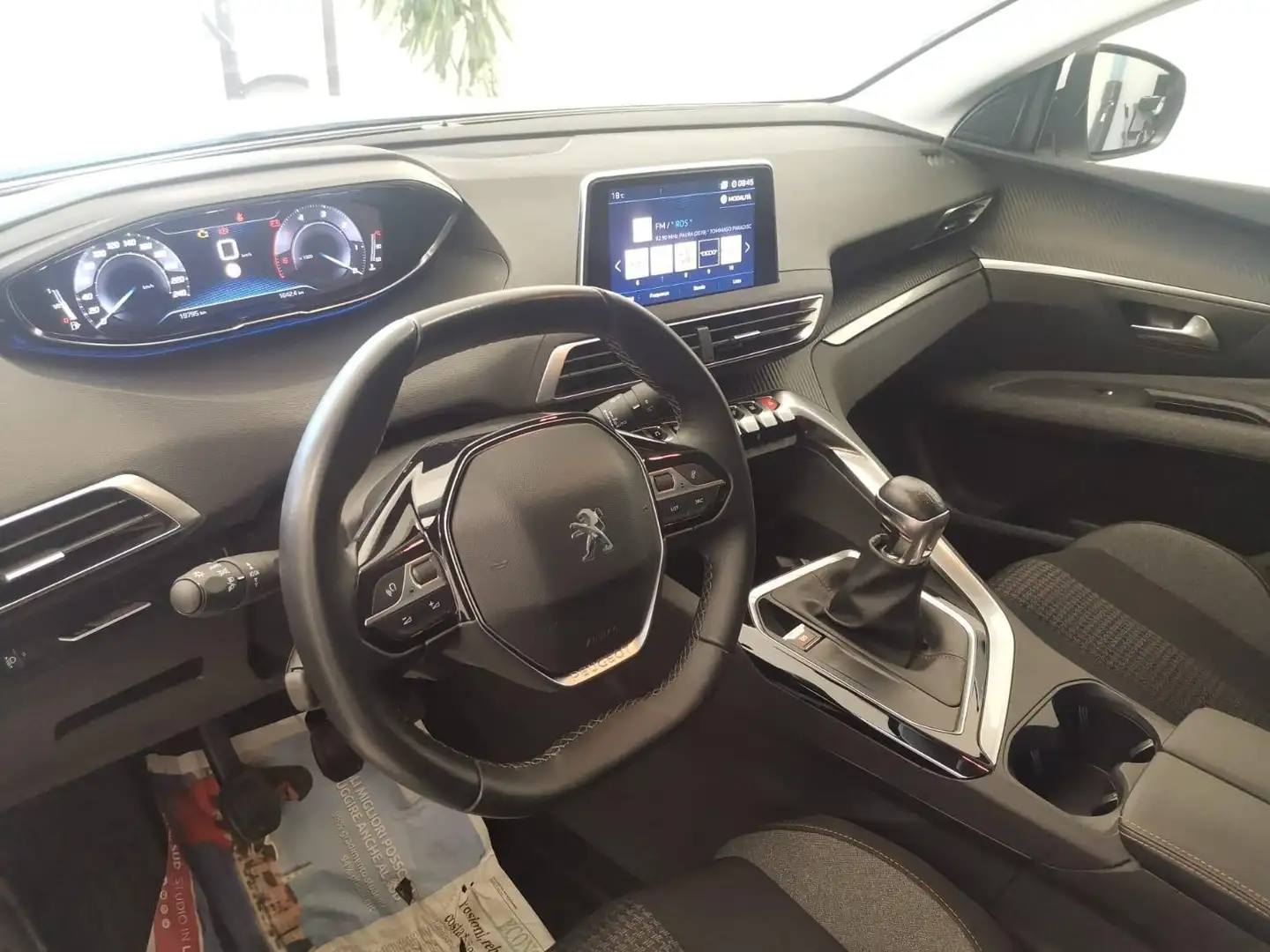 Peugeot 3008 1.5 bluehdi Business s&s 130cv Bianco - 1