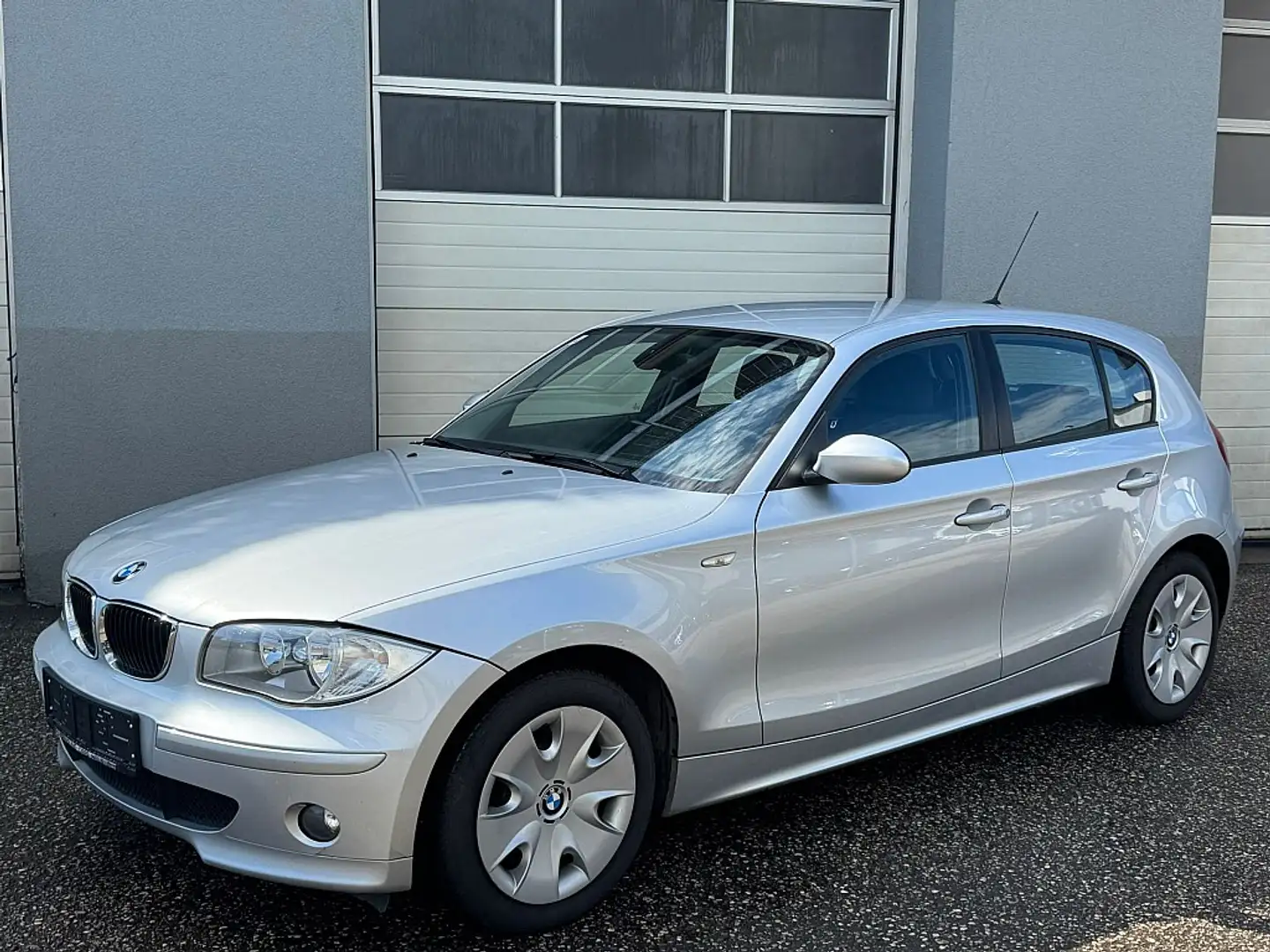 BMW 118 d Österreich-Paket Silber - 2