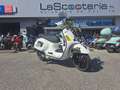 Vespa GTS 300 Blanc - thumbnail 3