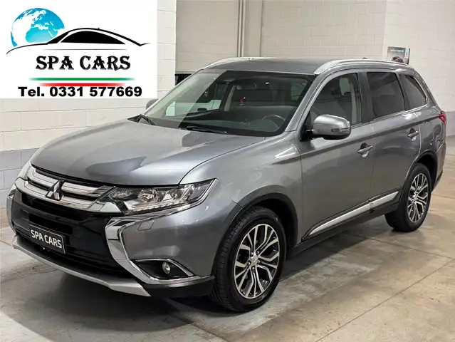 Mitsubishi Outlander 2.2 Instyle Plus awd 7posti 4x4 Automatica
