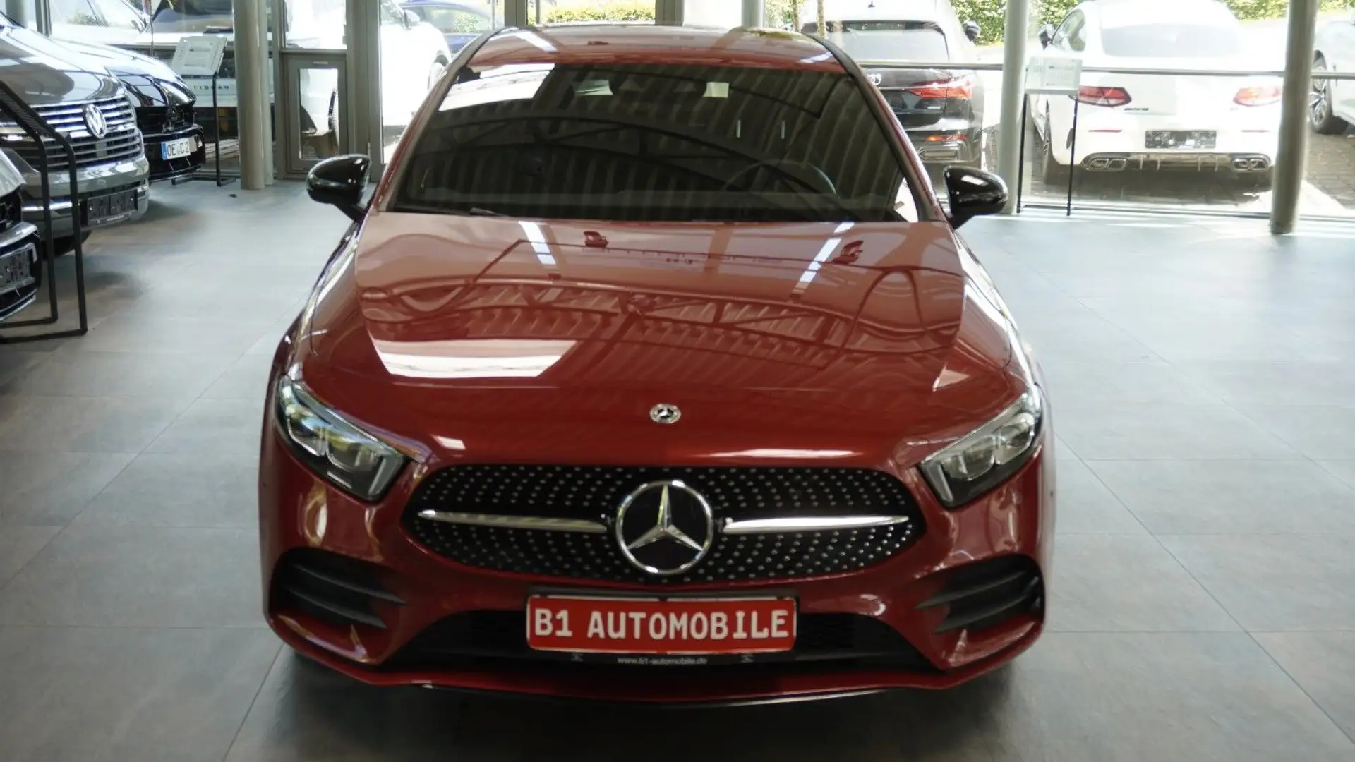 Mercedes-Benz A 250 e Lim. *AMG-LINE*BURMESTER*NIGHT*PANO*STHZ Rouge - 2