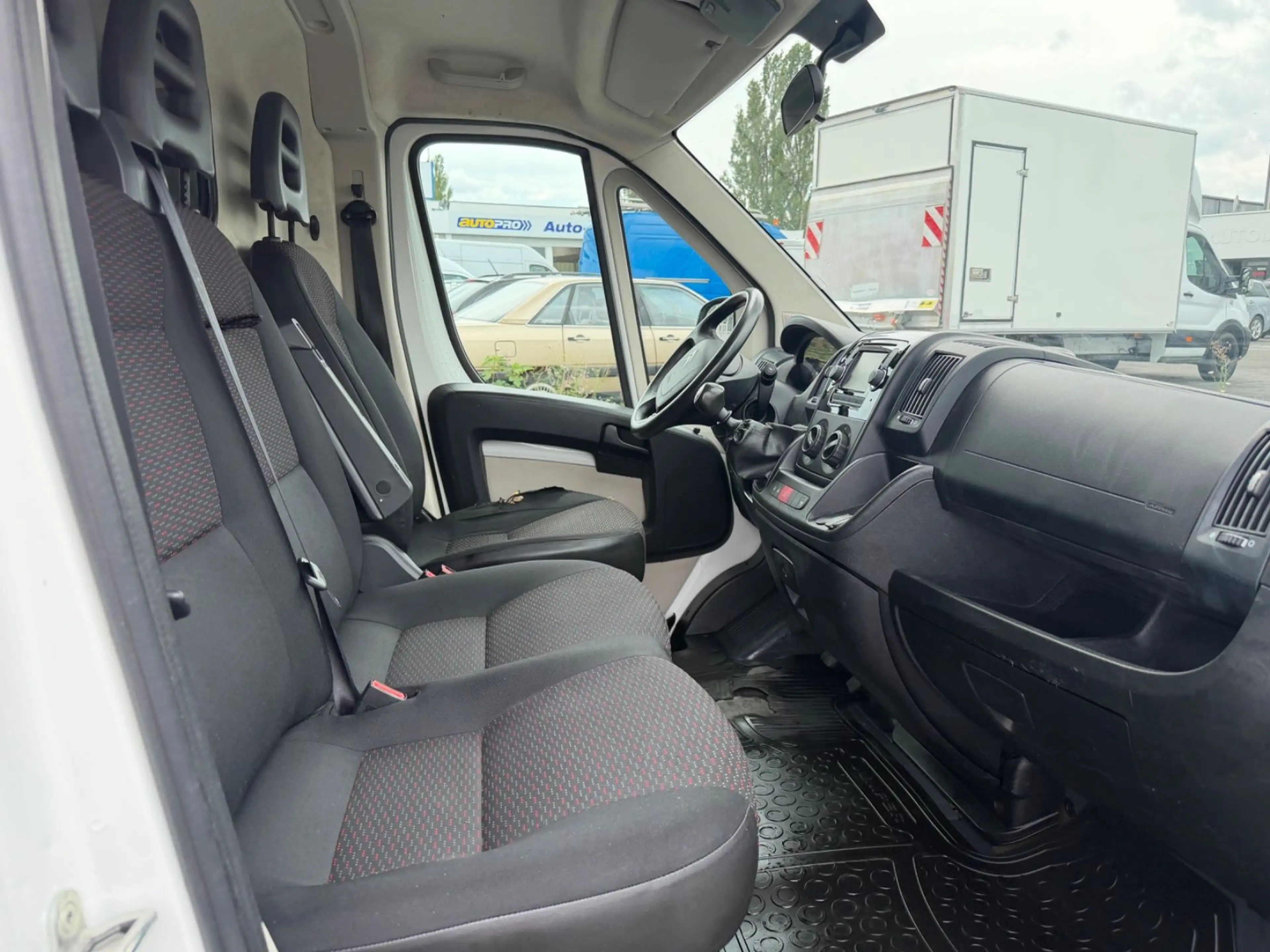 Citroen Jumper L2H2 HDi 130 Navi TÜV/HU Neu — photo 9