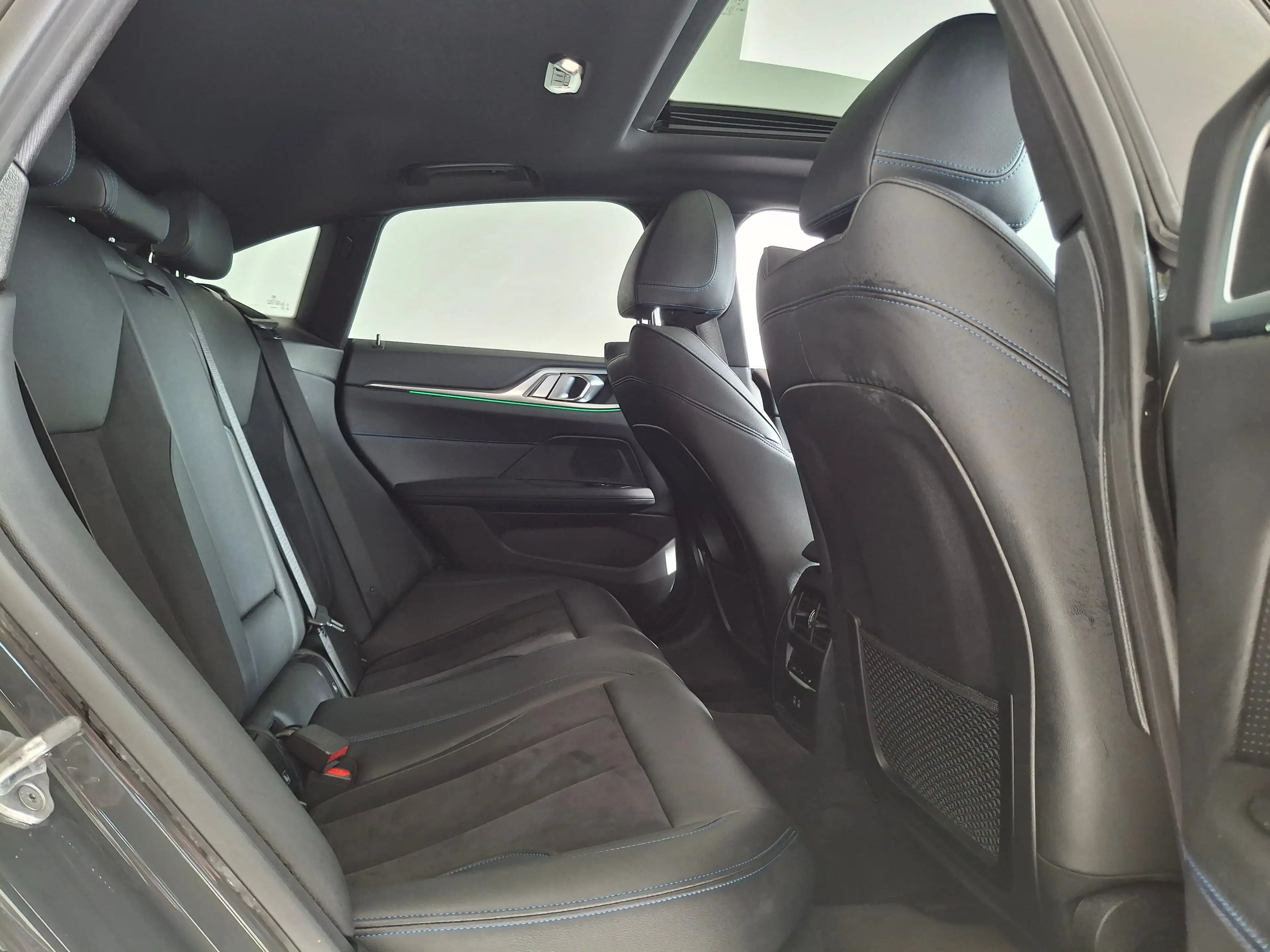 BMW i4 M50 84 kWh Dravitgrau SOH 95.8% PANO LED CAMERA CA — photo 9