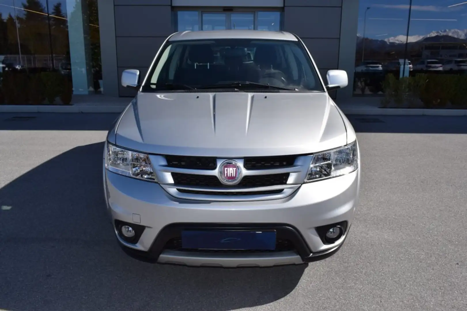 Fiat Freemont 2.0 Multijet 140 CV N1 AUTOCARRO NETTO IVA Zilver - 2