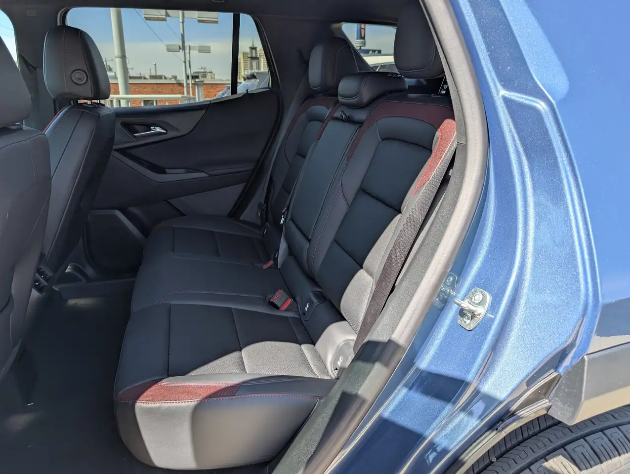 Chevrolet Equinox снимка Chevrolet Equinox