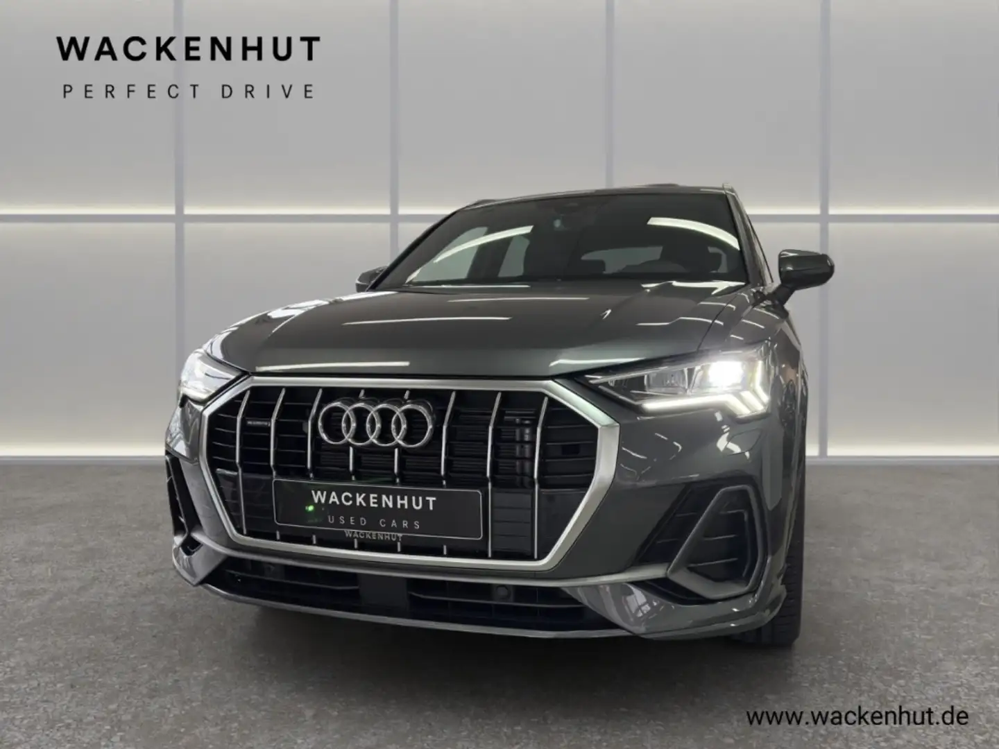 Audi Q3 2.0 TFSI SUV QUATTRO S-LINE LED RFK ACC CARPLAY Grau - 2