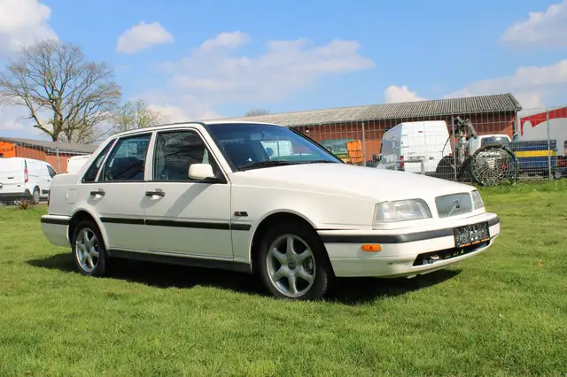 Volvo 460