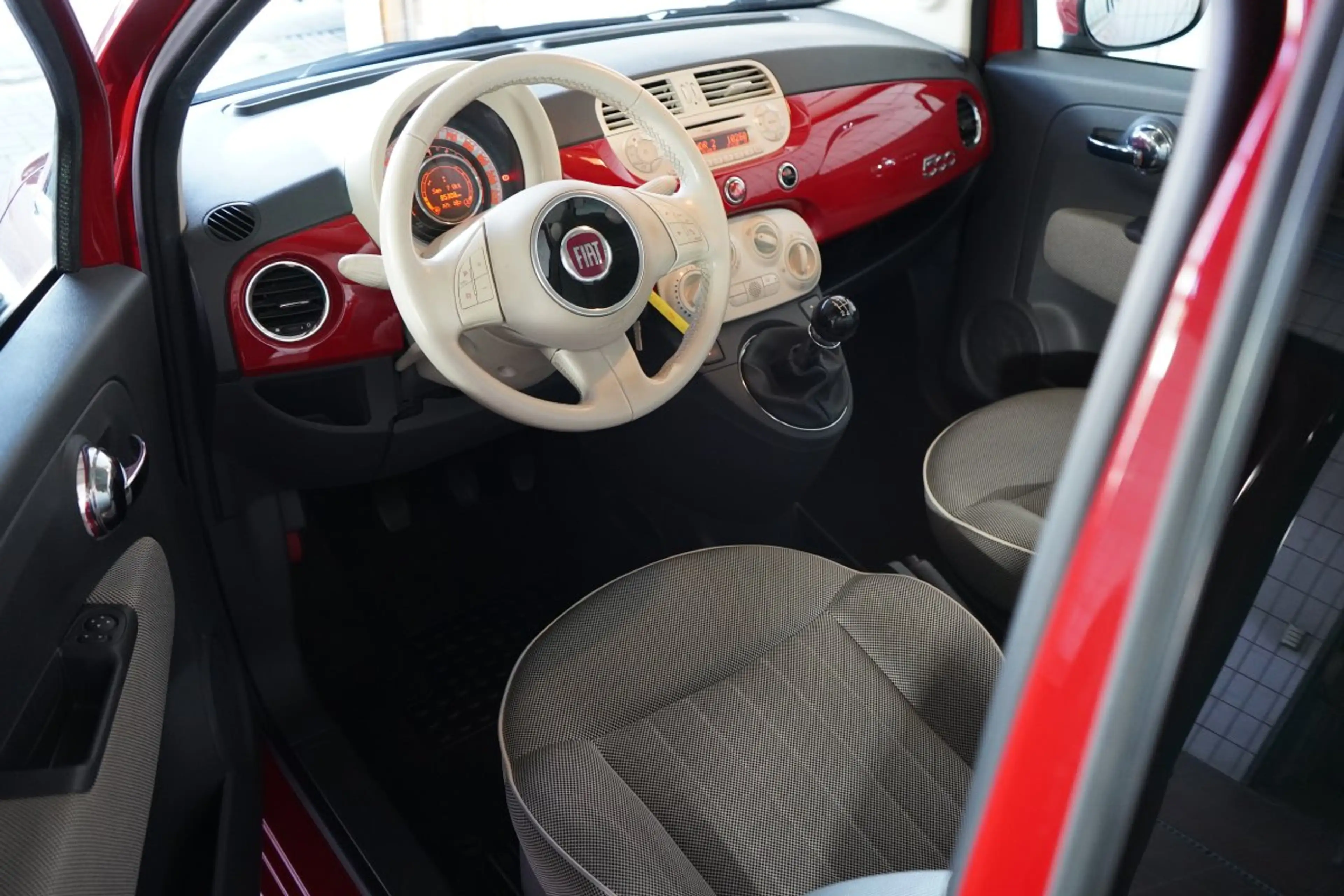 Fiat 500 1.2 8V Lounge 1.2 8V EU5 Lounge — photo 7