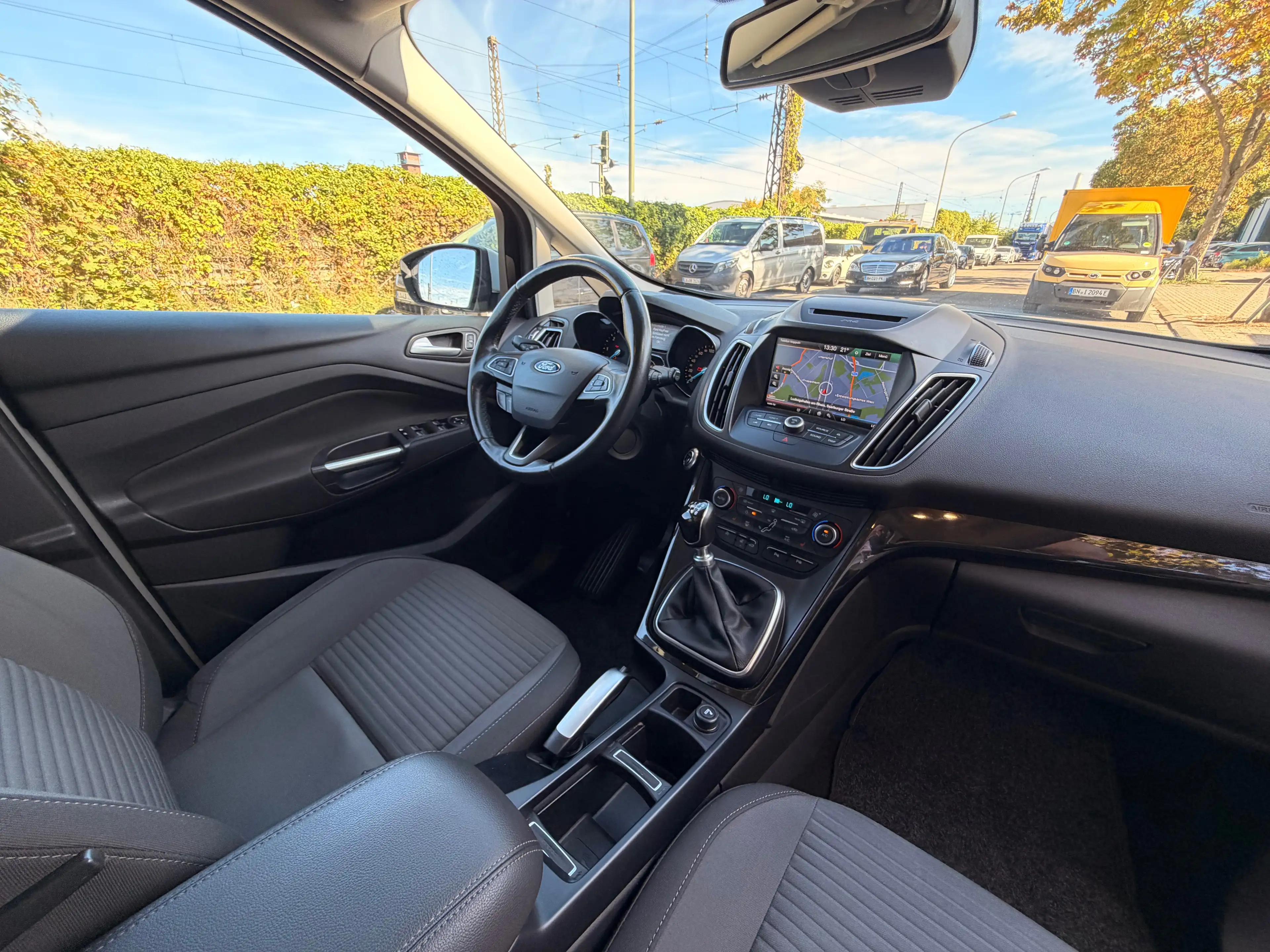 Ford C-Max Titanium/LED/Keyless/Navi/Pano/Neu-Tüv — photo 13