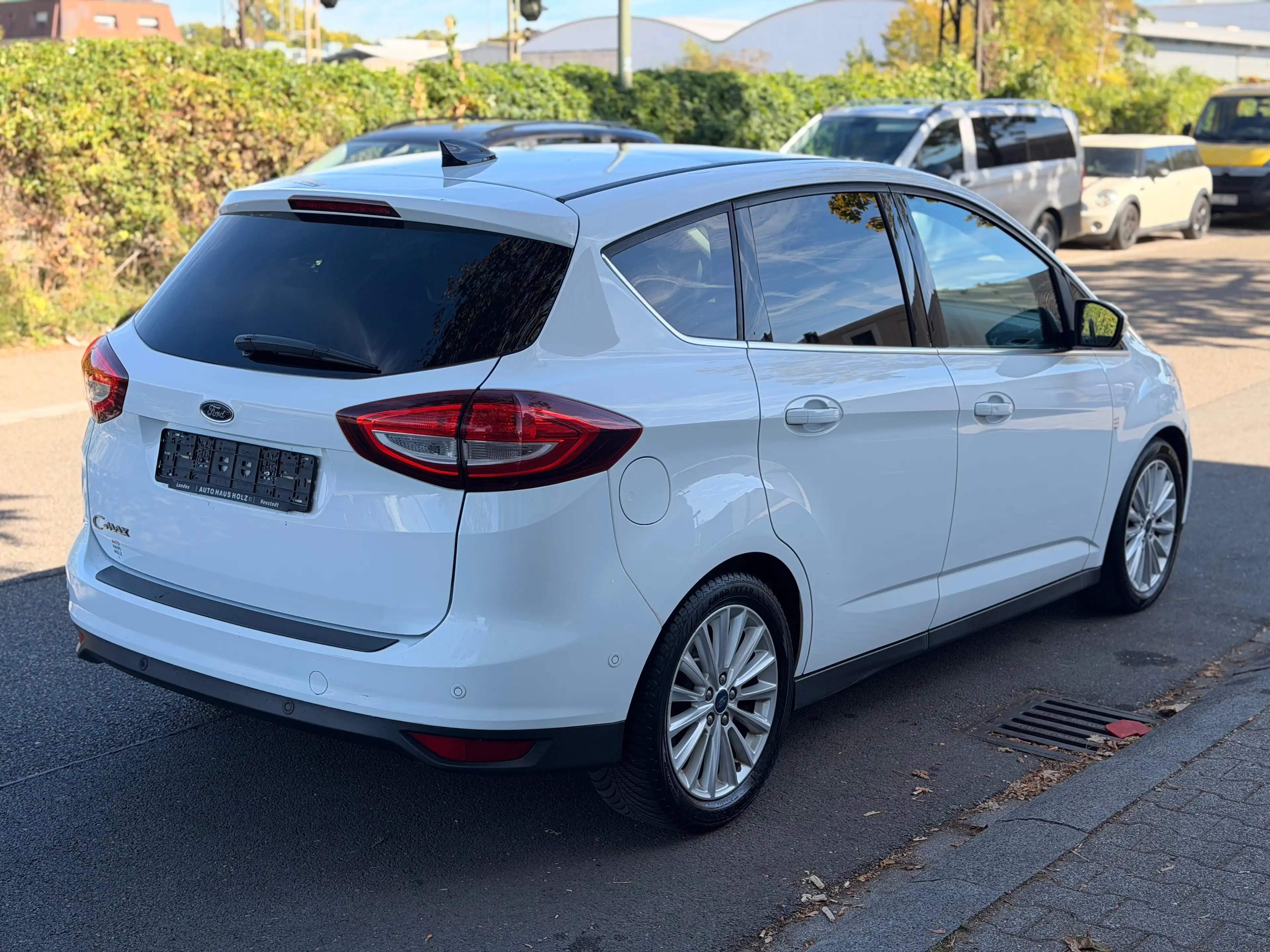 Ford C-Max Titanium/LED/Keyless/Navi/Pano/Neu-Tüv — photo 5