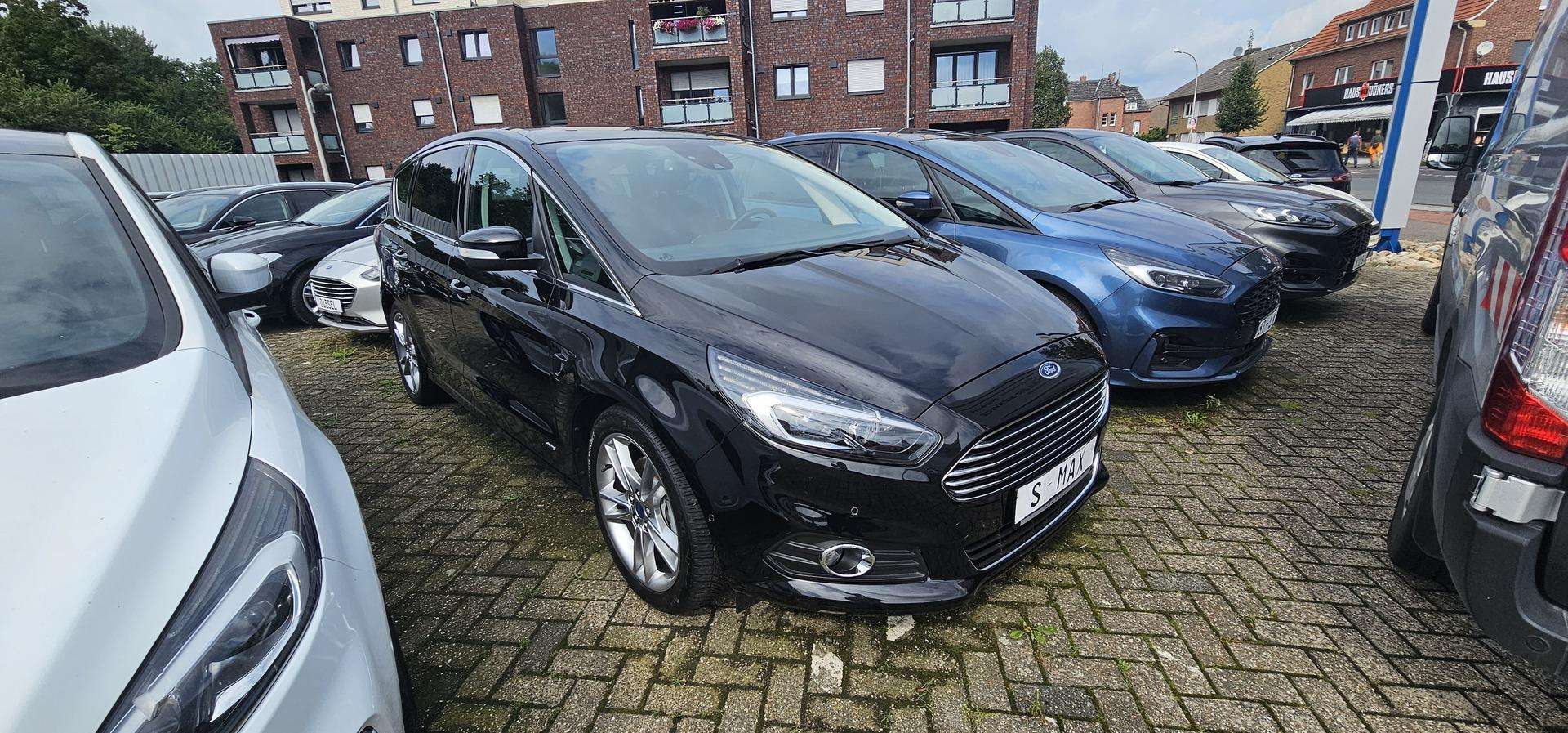 Ford S-Max