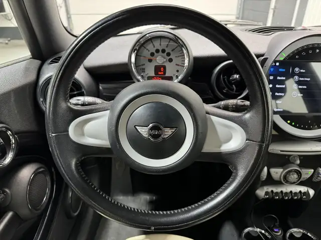 Mini Hatch view 20
