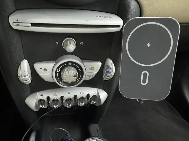 Mini Hatch view 19