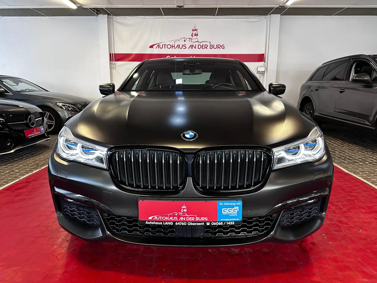 BMW 740 d xDrive *Soundsystem+DAB+Sport+Softclose * Grau - 2