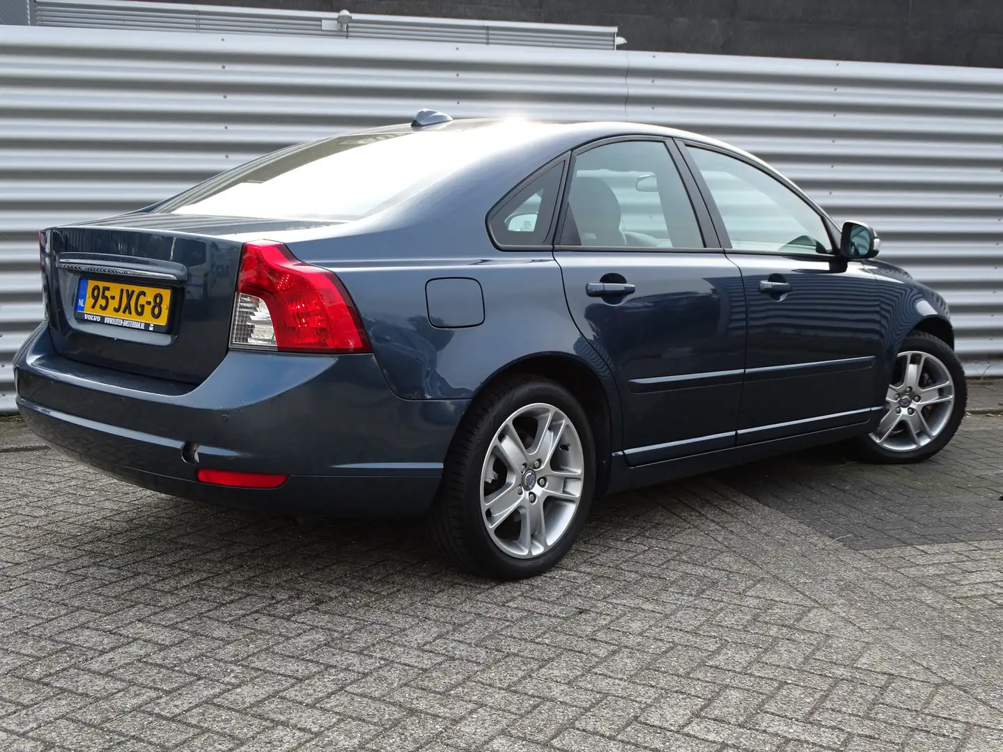 Volvo S40 2.4i Summum | Automaat | Leer | Youngtimer Blauw - 2