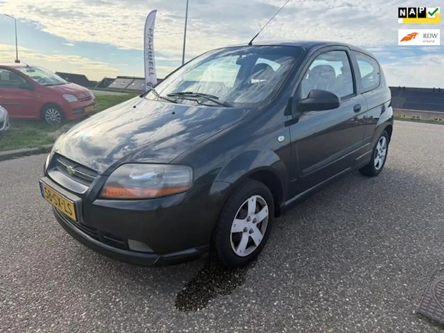 Chevrolet Kalos 1.2 Breeze Airco Trekhaak Elek. pakket APK 10-26 Zwart - 1