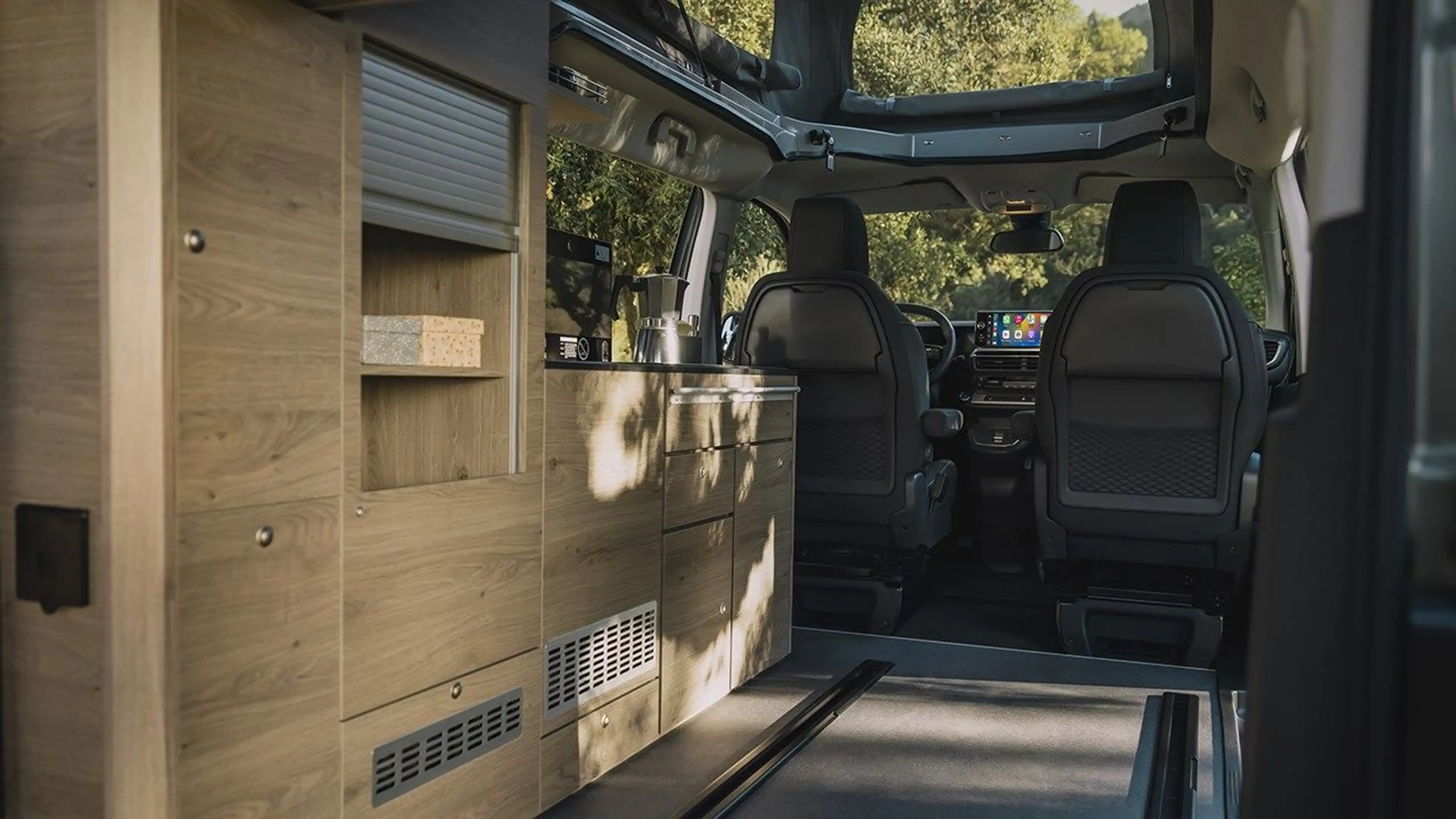 Citroen Spacetourer Holidays Max Dachbett AHK Kamera PDC — photo 8
