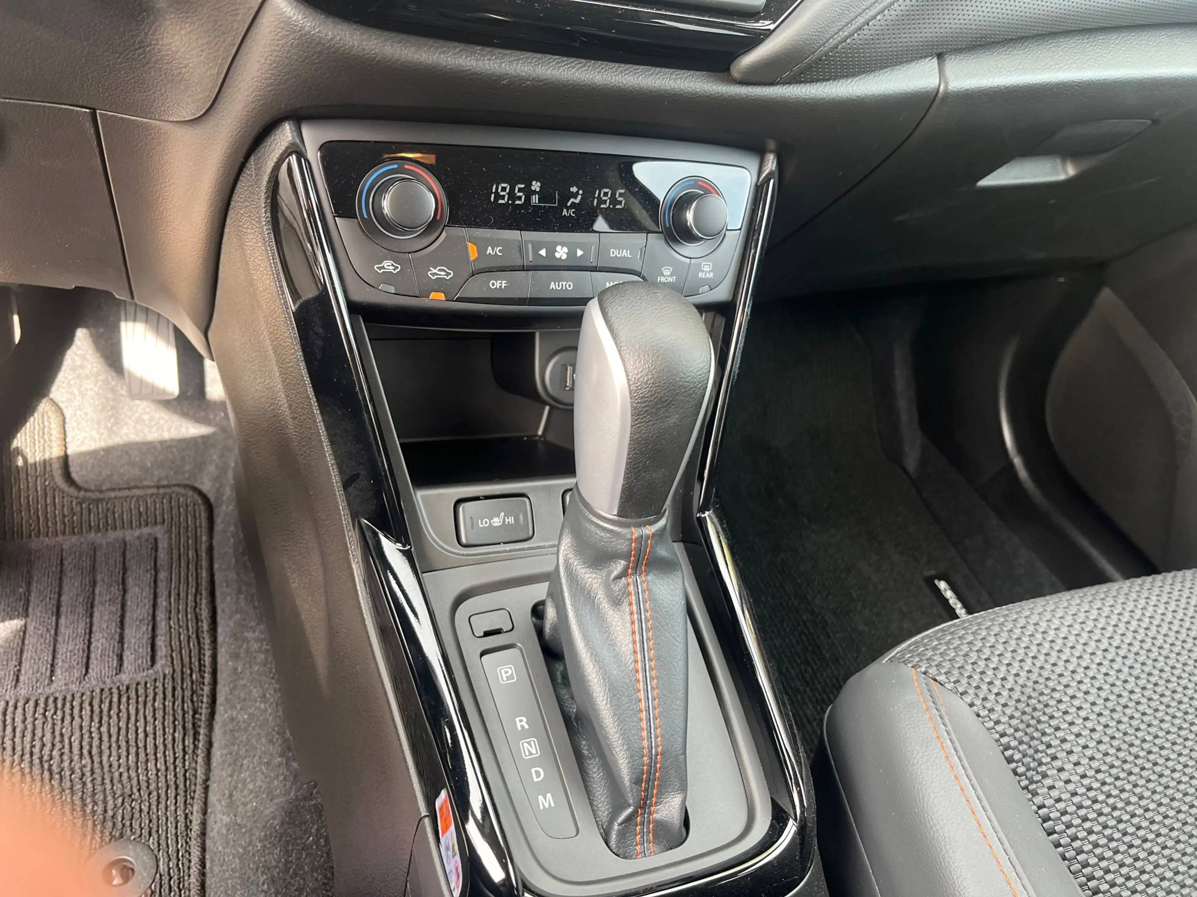 Suzuki S-Cross 1.4 Boosterjet Special Edition Hybrid AUTOMAAT // — photo 10