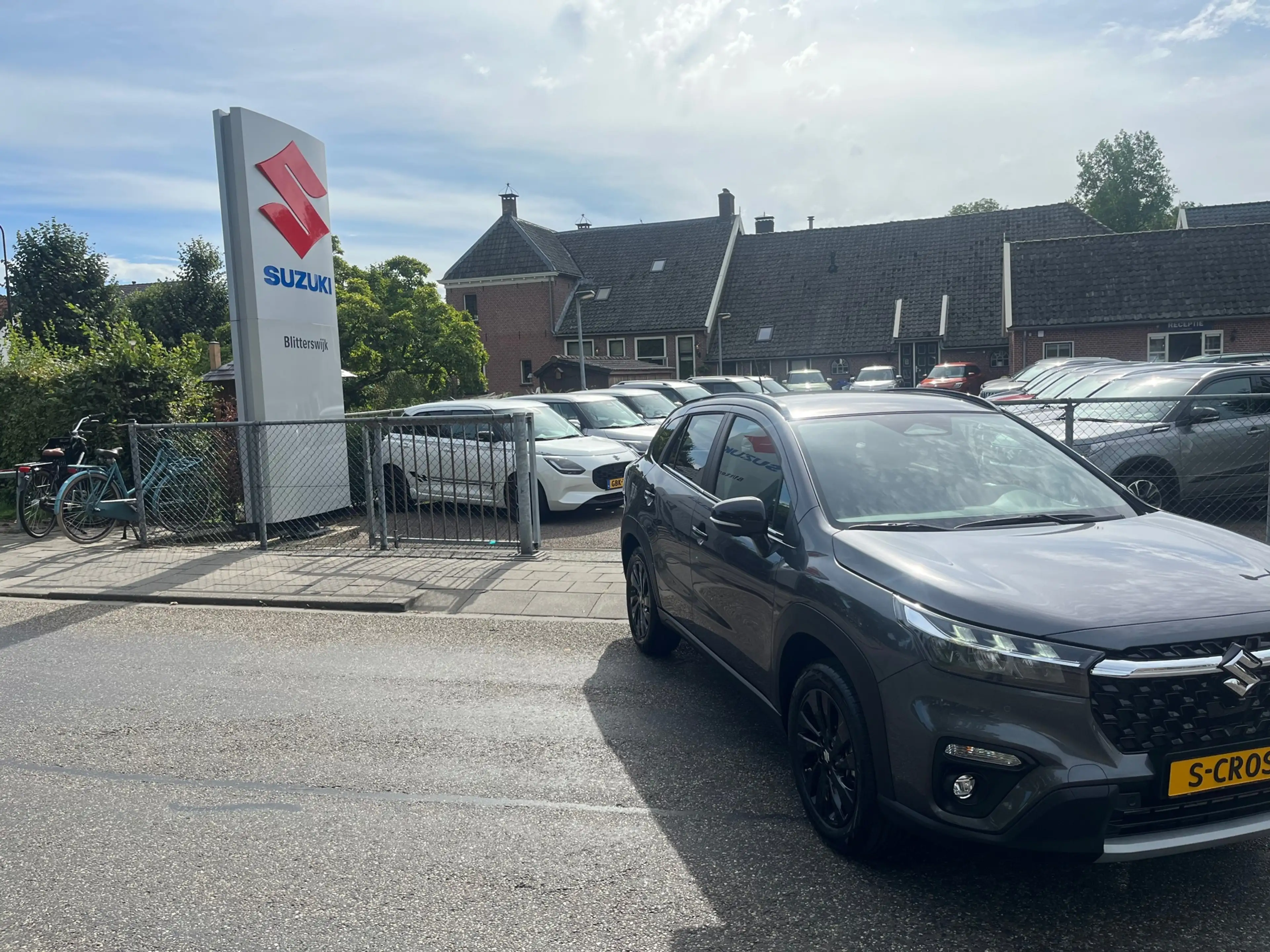 Suzuki S-Cross 1.4 Boosterjet Special Edition Hybrid AUTOMAAT // — photo 4