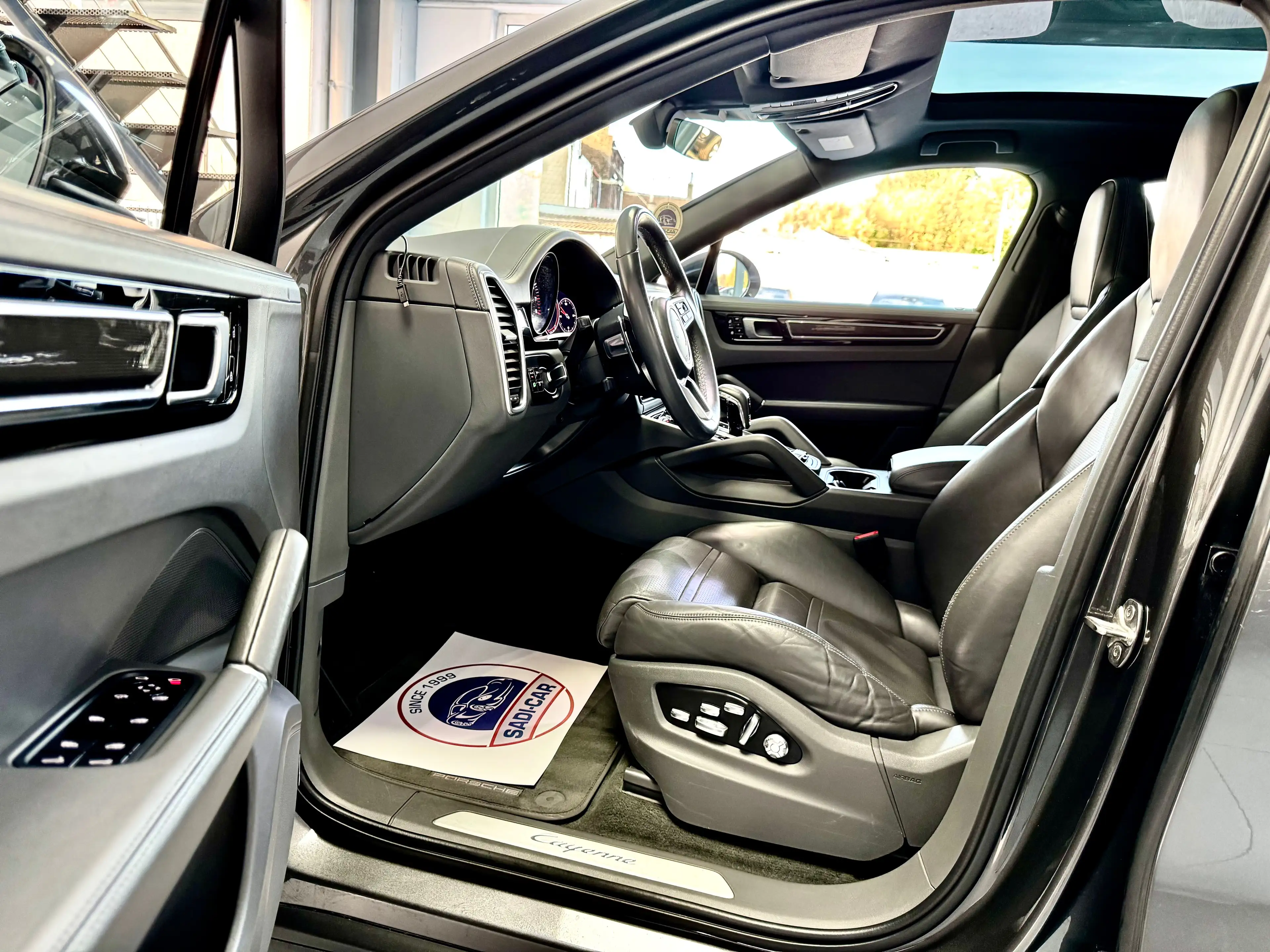 Porsche Cayenne Coupé - 3.0 Turbo V6 340cv Tiptronic S - FULL OPTIONS — photo 7