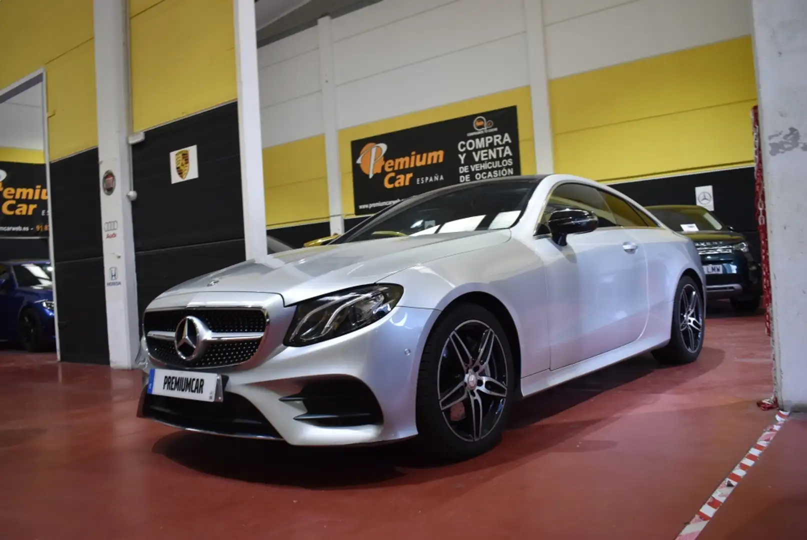 Mercedes-Benz E 350 Coupé 9G-Tronic (9.75) Zilver - 1