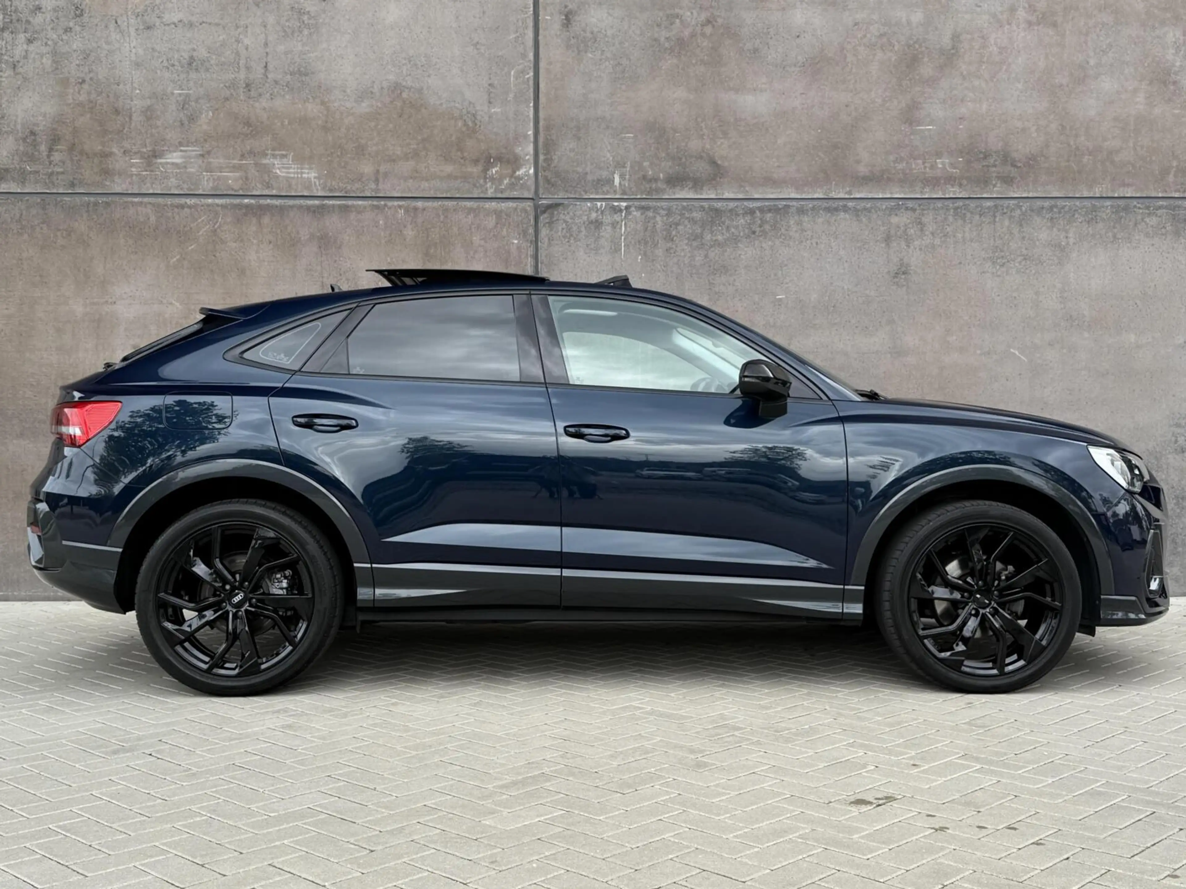 Audi Q3 Sportback 35 TFSI S edition | Panorama Dak | Keyle — photo 17