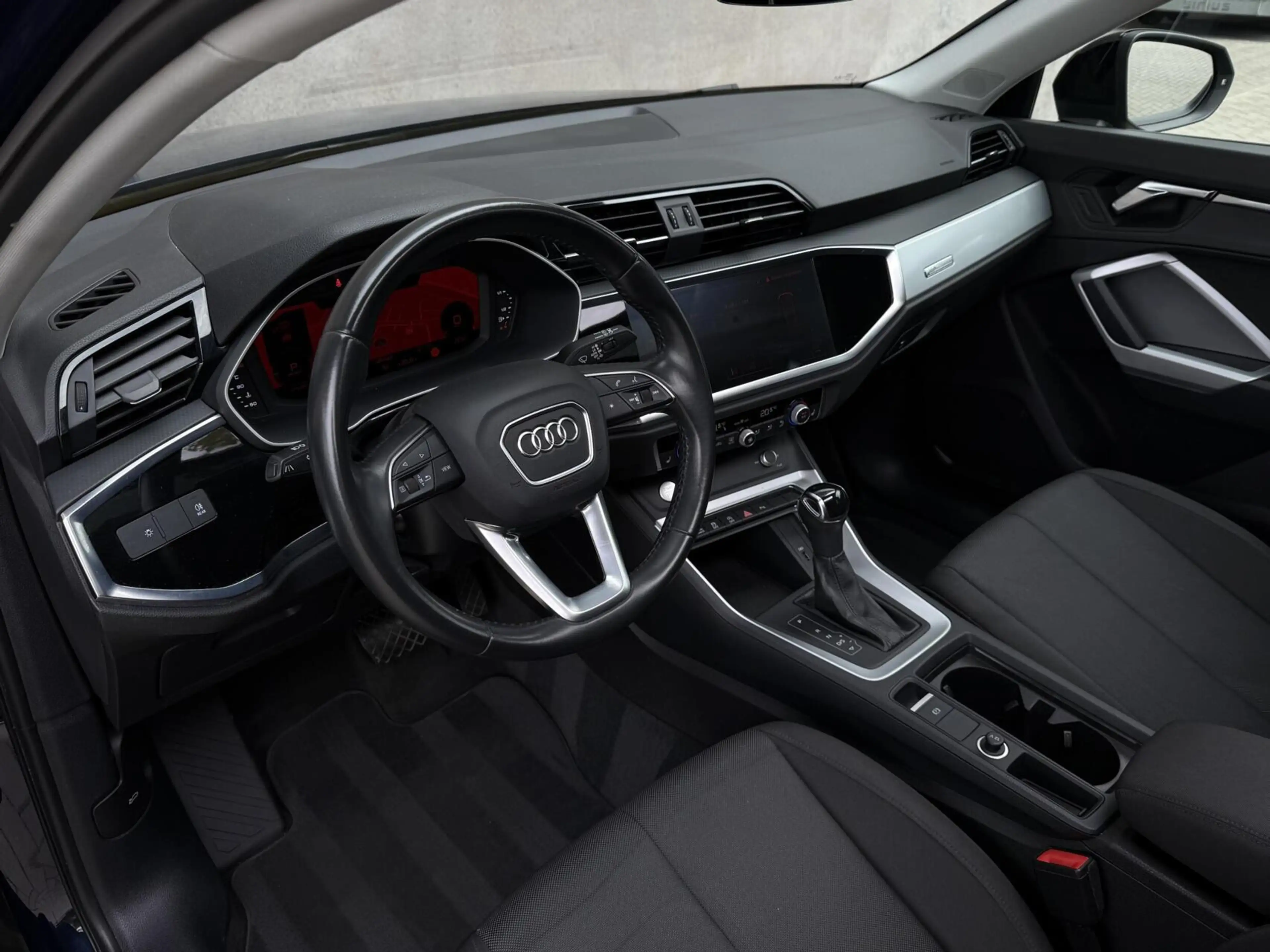 Audi Q3 Sportback 35 TFSI S edition | Panorama Dak | Keyle — photo 4